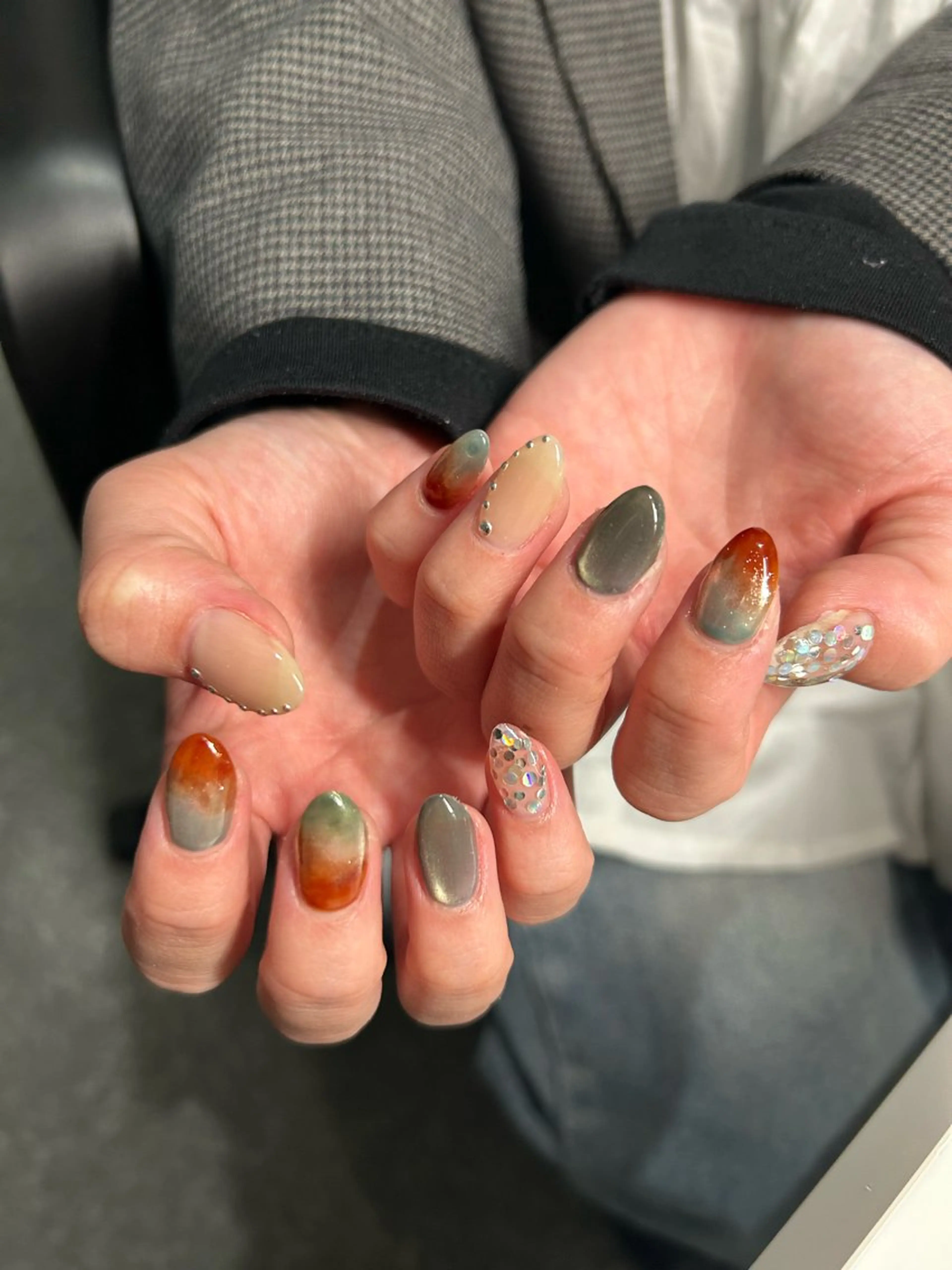 ネイル 韓国ネイル ニュアンスネイル オフィスネイル シンプルネイル sakae yurinaのネイルデザイン