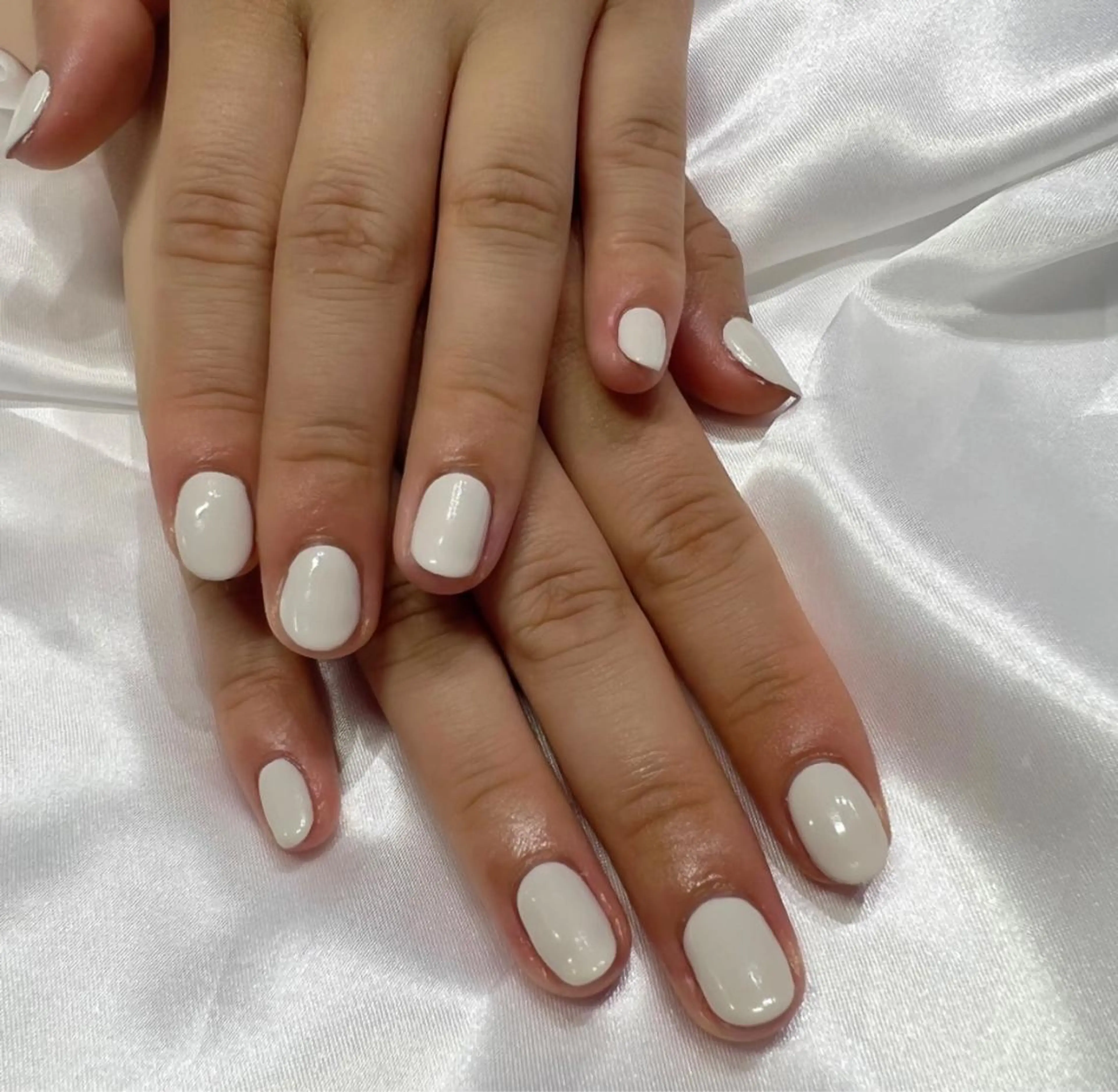 ネイル オーロラネイル フレンチネイル マグネットネイル ミラーネイル ワンカラーネイル LeaLea nails.のネイルデザイン