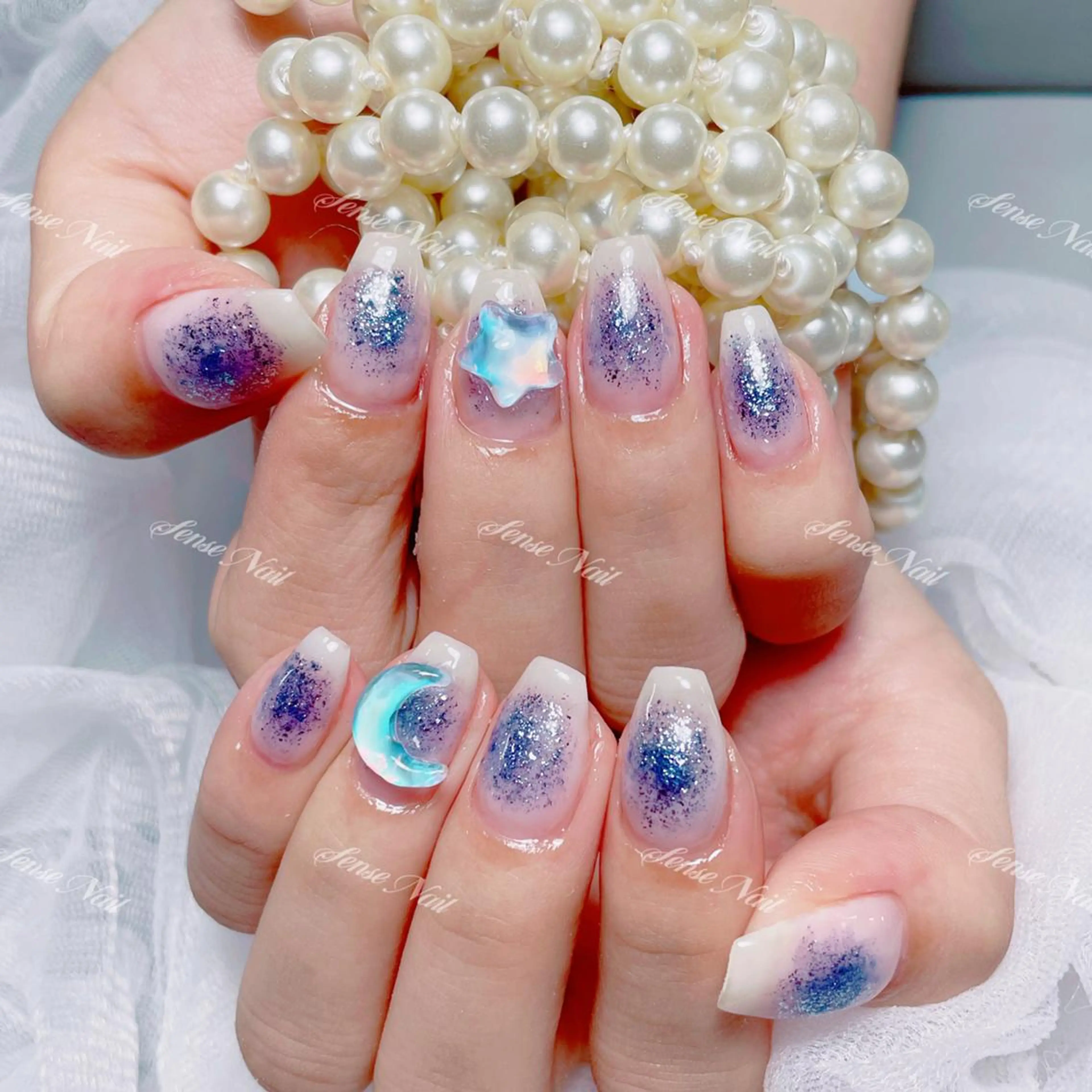 ネイル ハンドネイル ハンドケア Yukiko 🌙のネイルデザイン