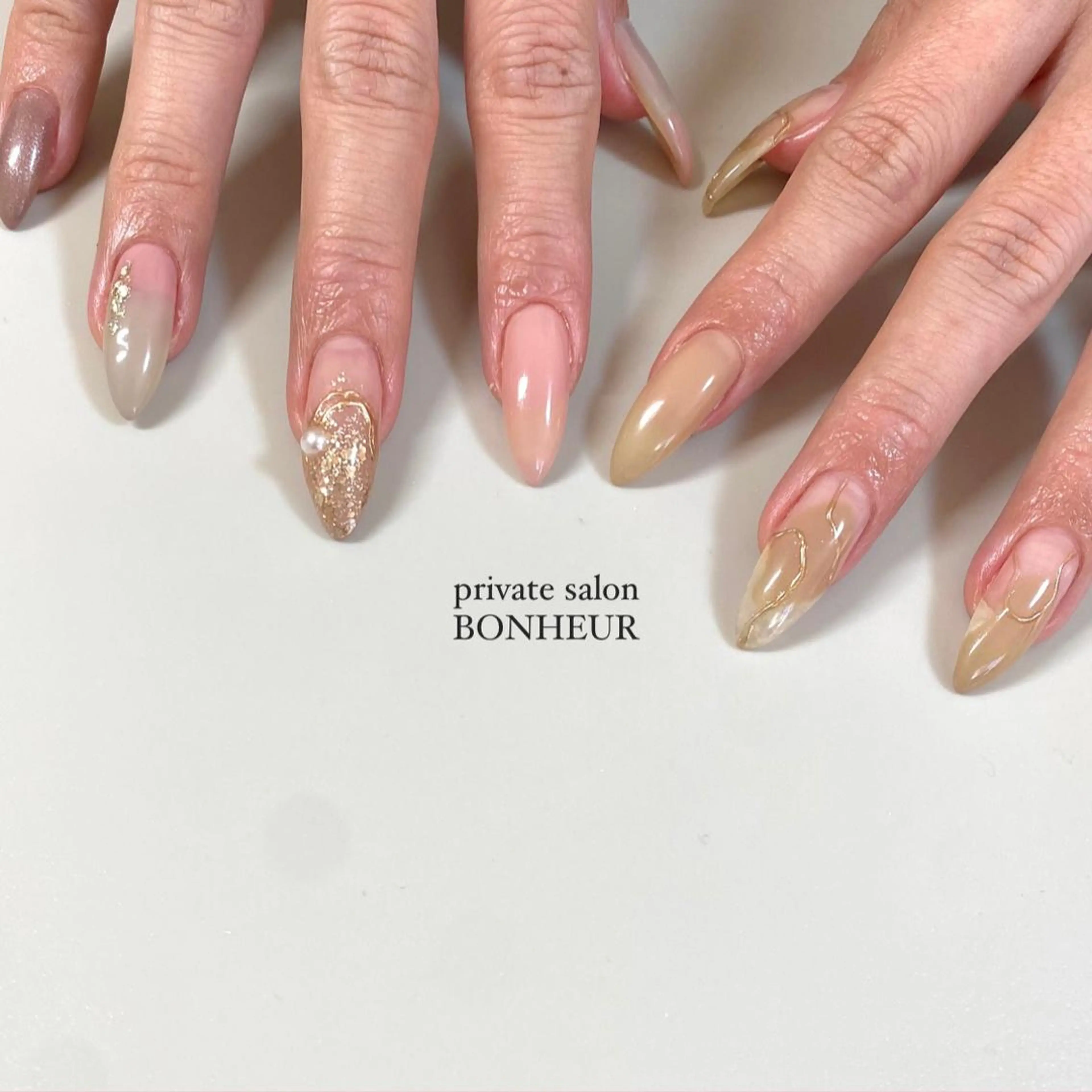 ネイル ハンドネイル BONHEUR Annaのネイルデザイン