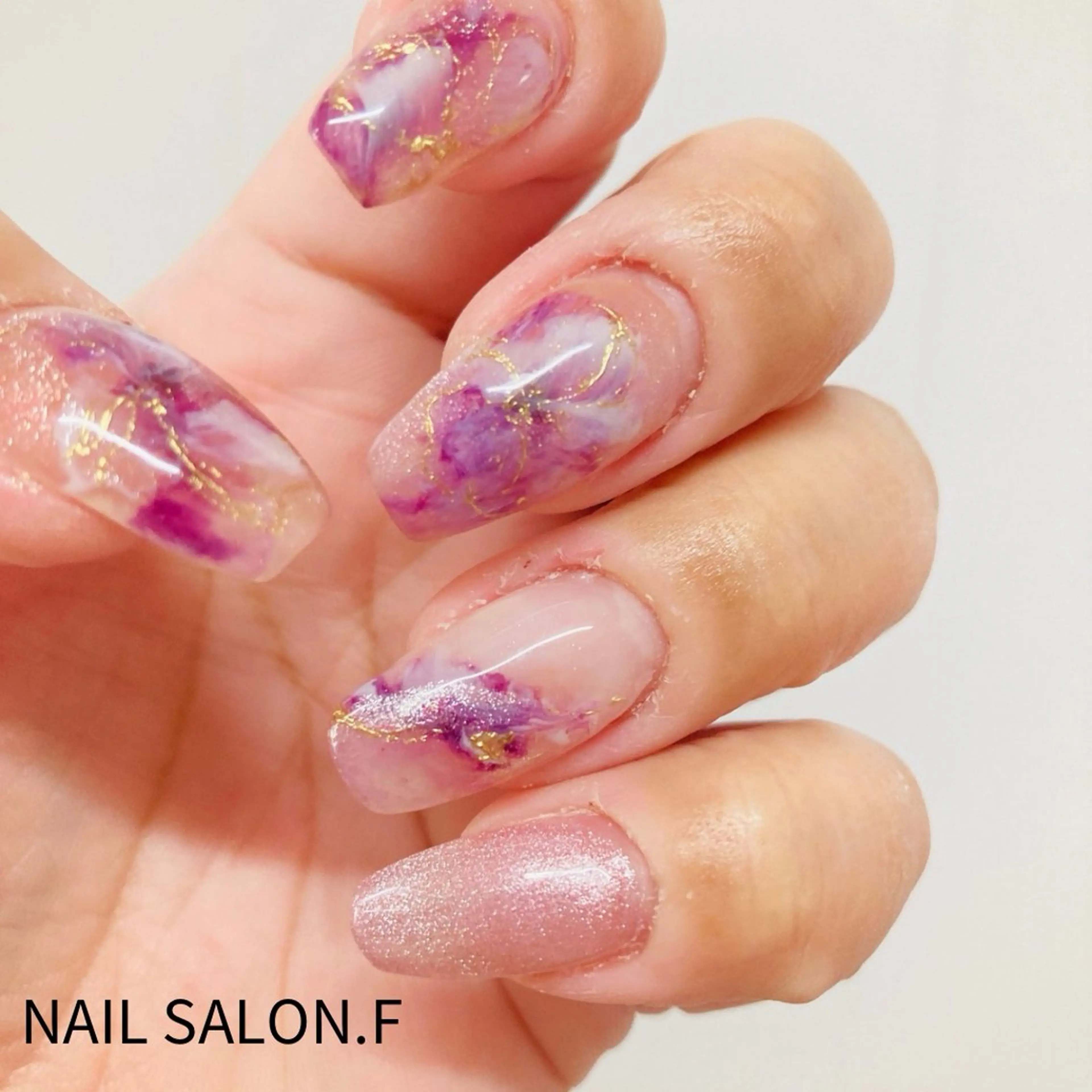 ネイル フラワーネイル ニュアンスネイル ハンドネイル ネイルサロン・エフ所属・ネイルサロン.エフ kaoriのネイルデザイン