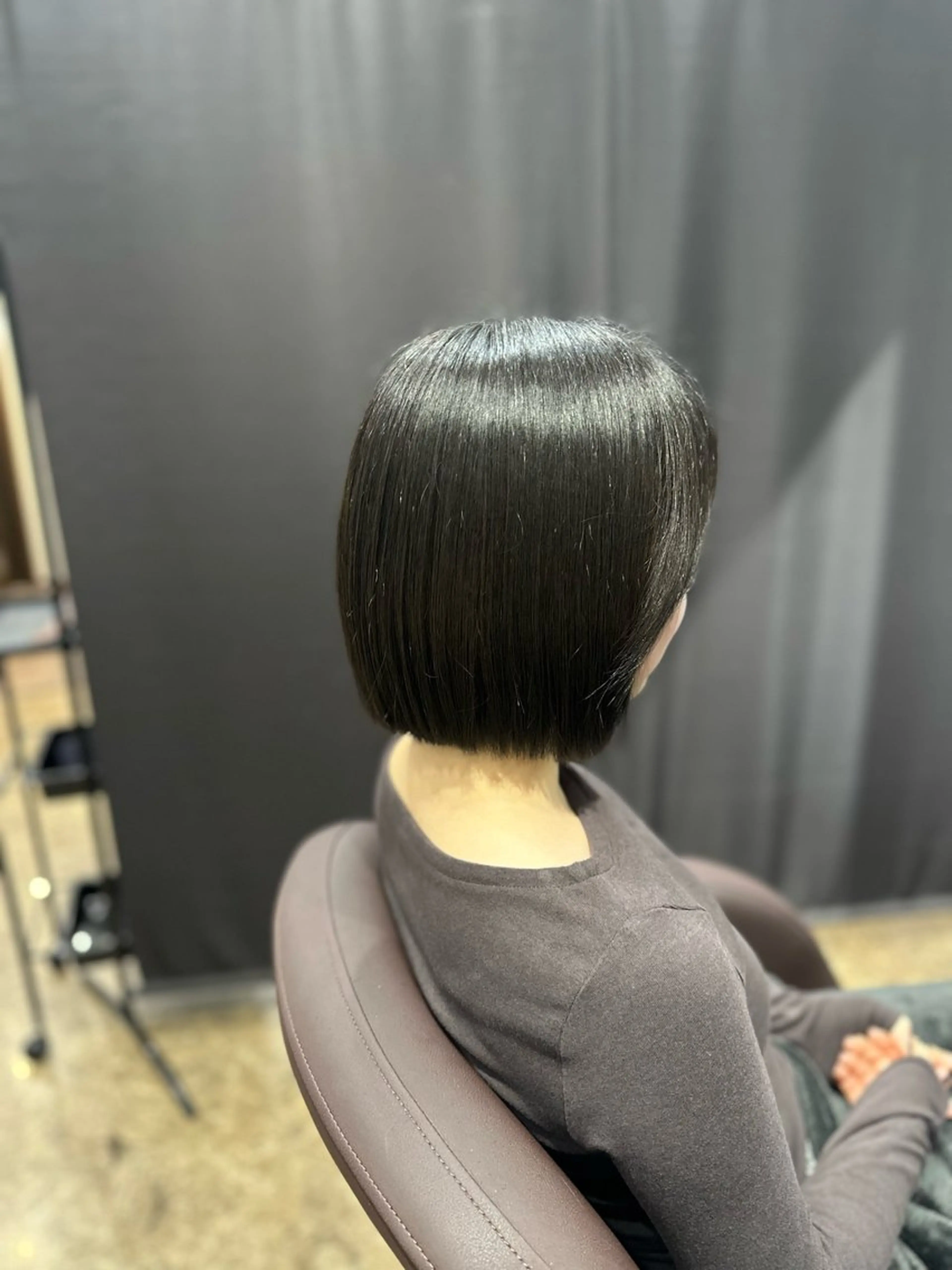 ショート 切りっぱなしボブ ボブ TOMOMI /フロレゾンのヘアスタイル