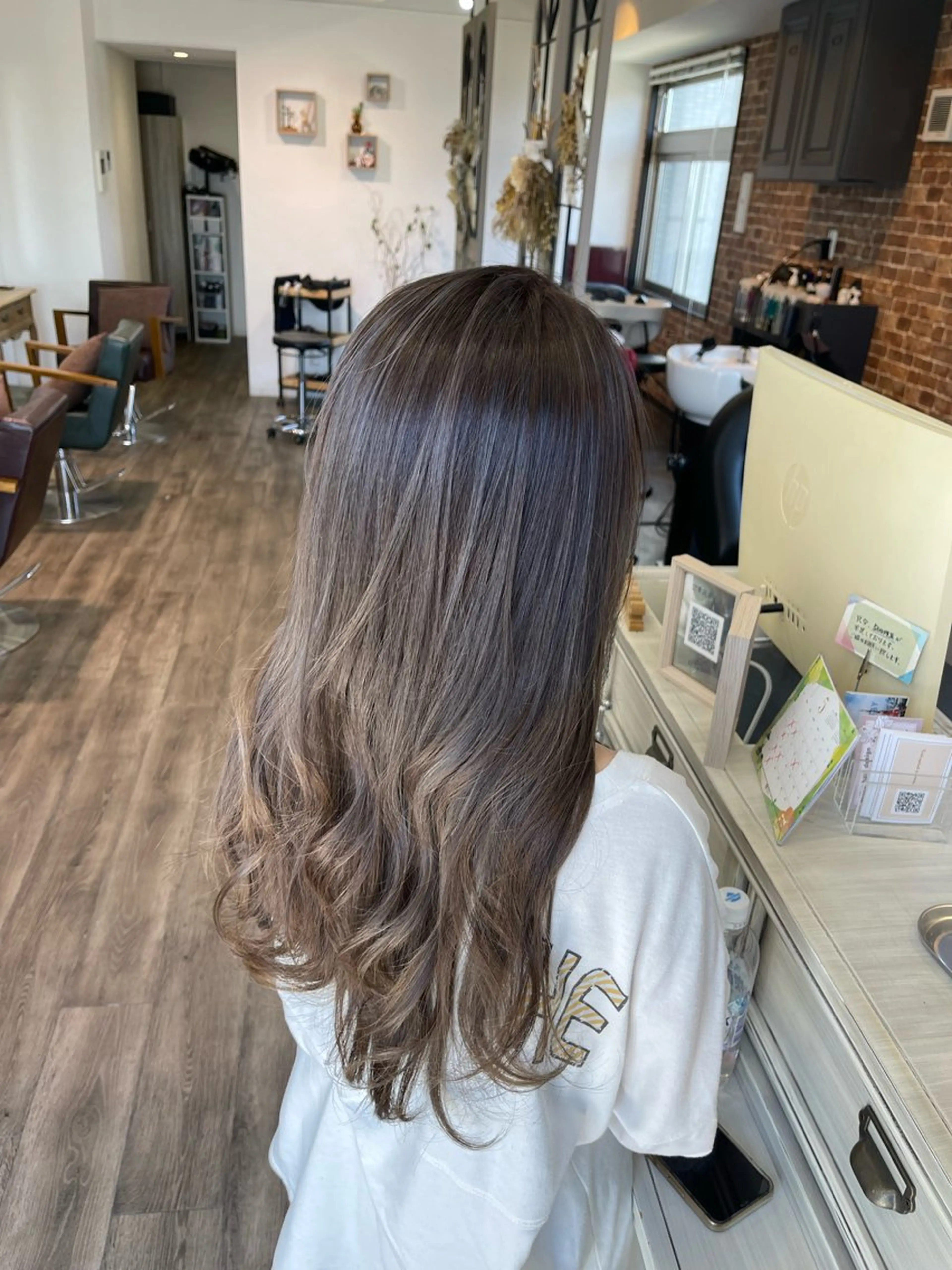 ロング カラー Felice Erikaのヘアスタイル