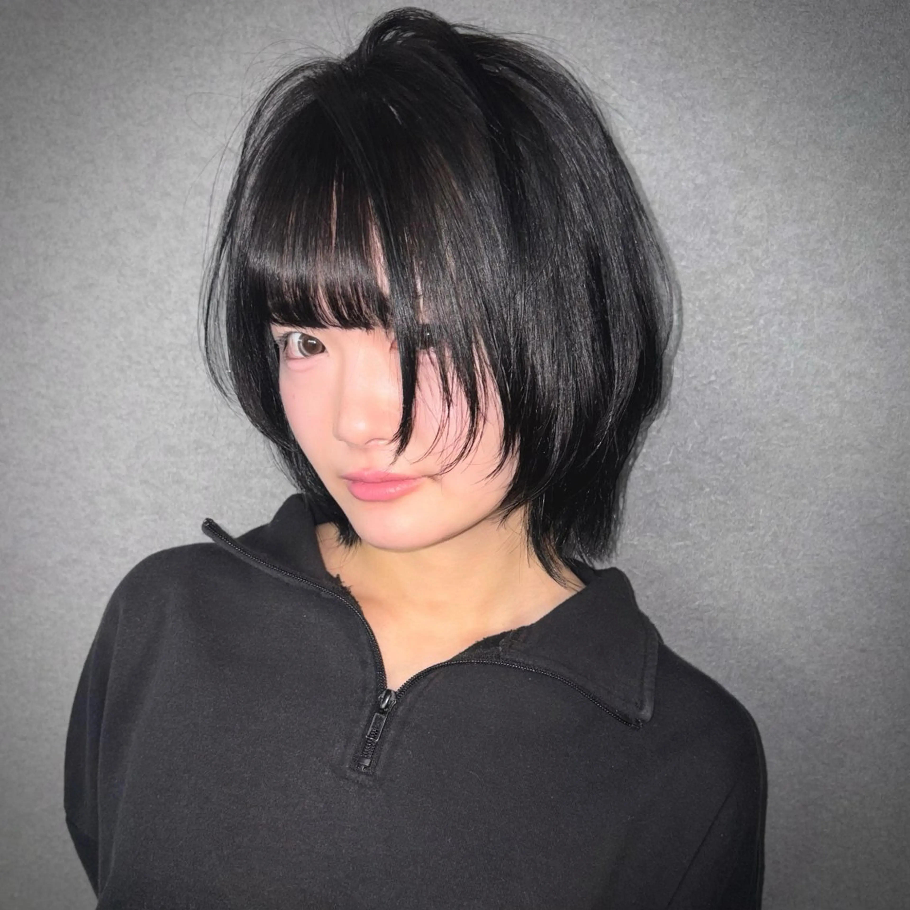 ミディアム ボブ ウルフカット ショート/ウルフ カットモデル募集のヘアスタイル