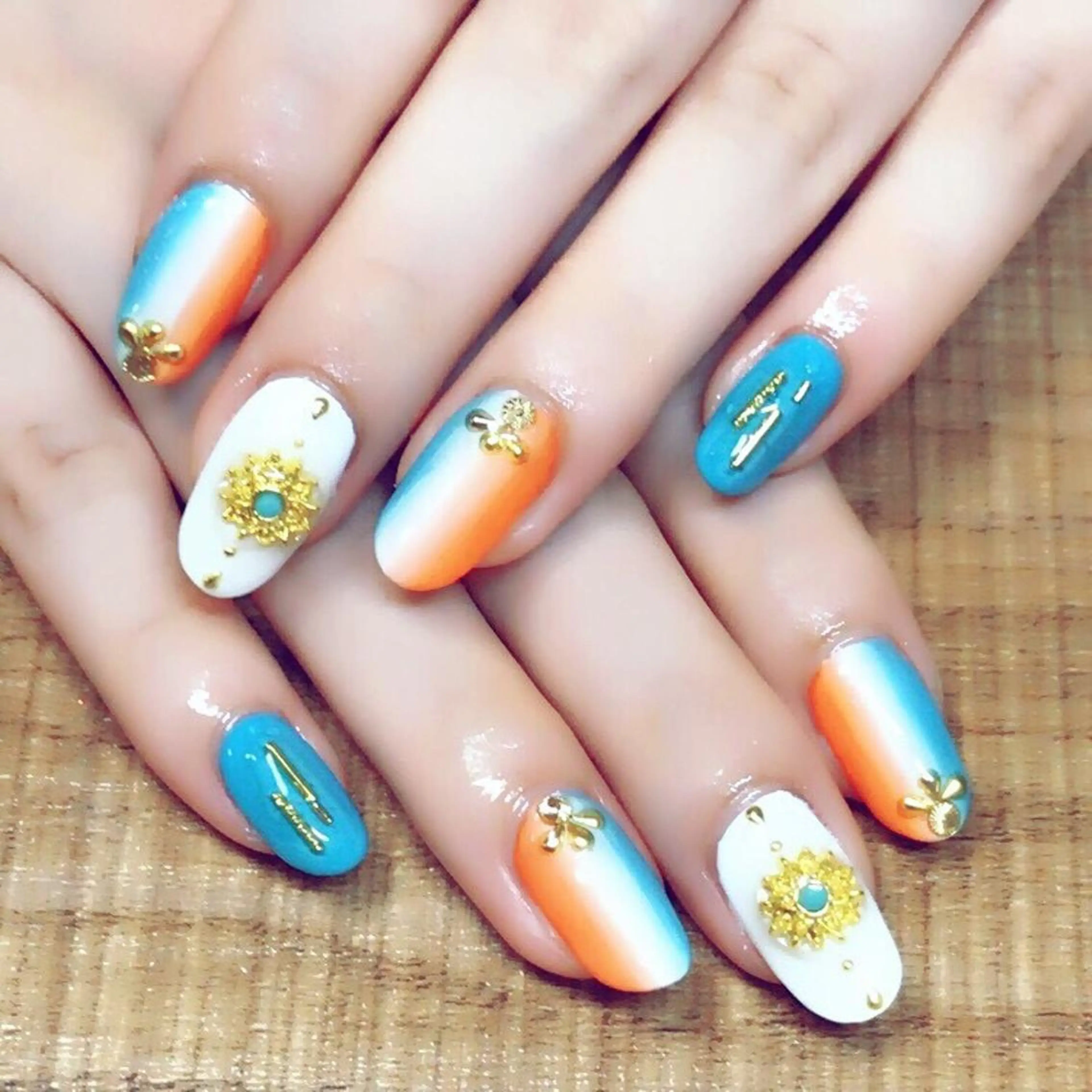 ネイル アートネイル 安藤 Charlotteのネイルデザイン