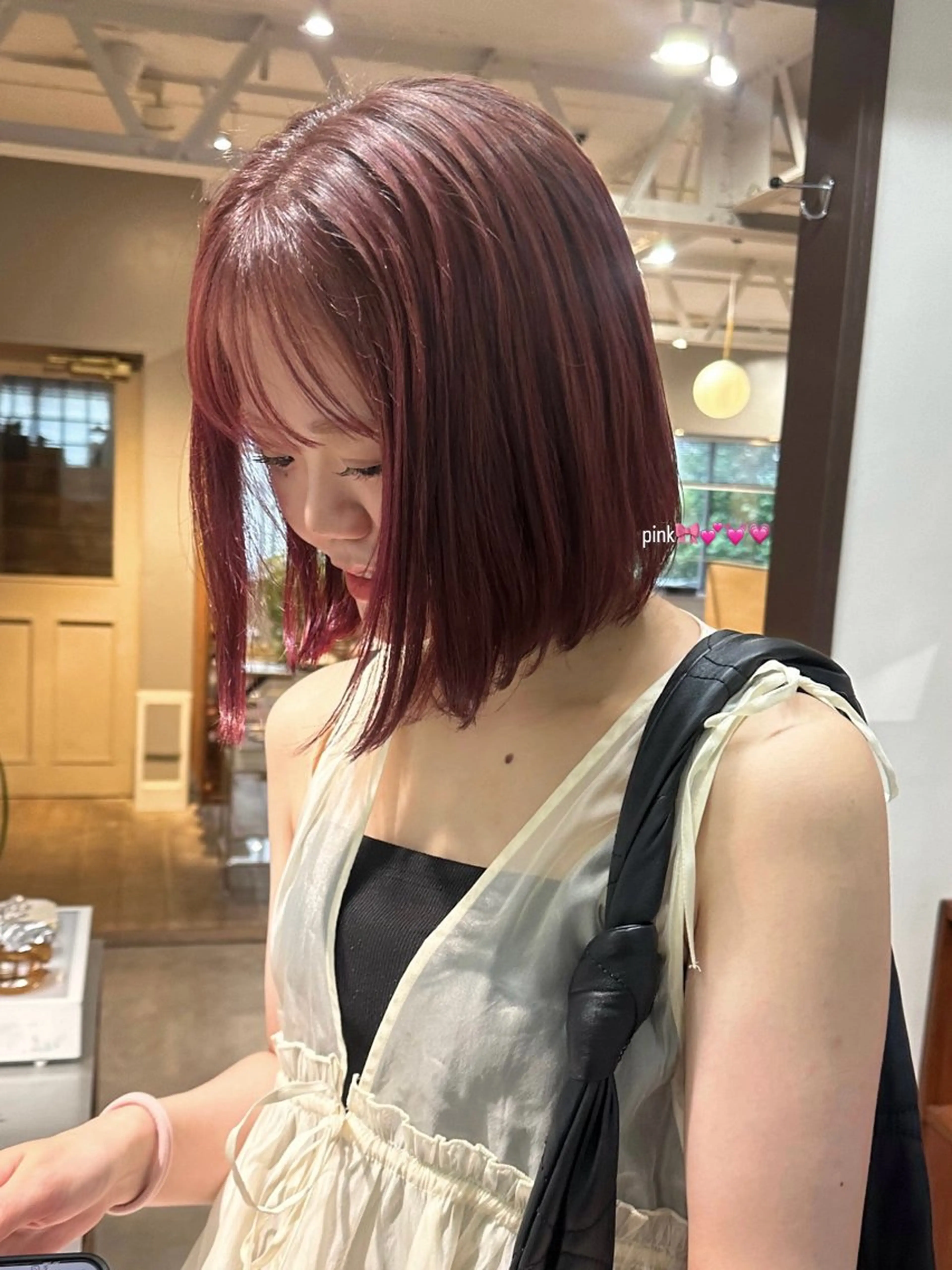 ショート カラー ブリーチ 暖色カラー/レイヤー 🌙 オノユリカのヘアスタイル