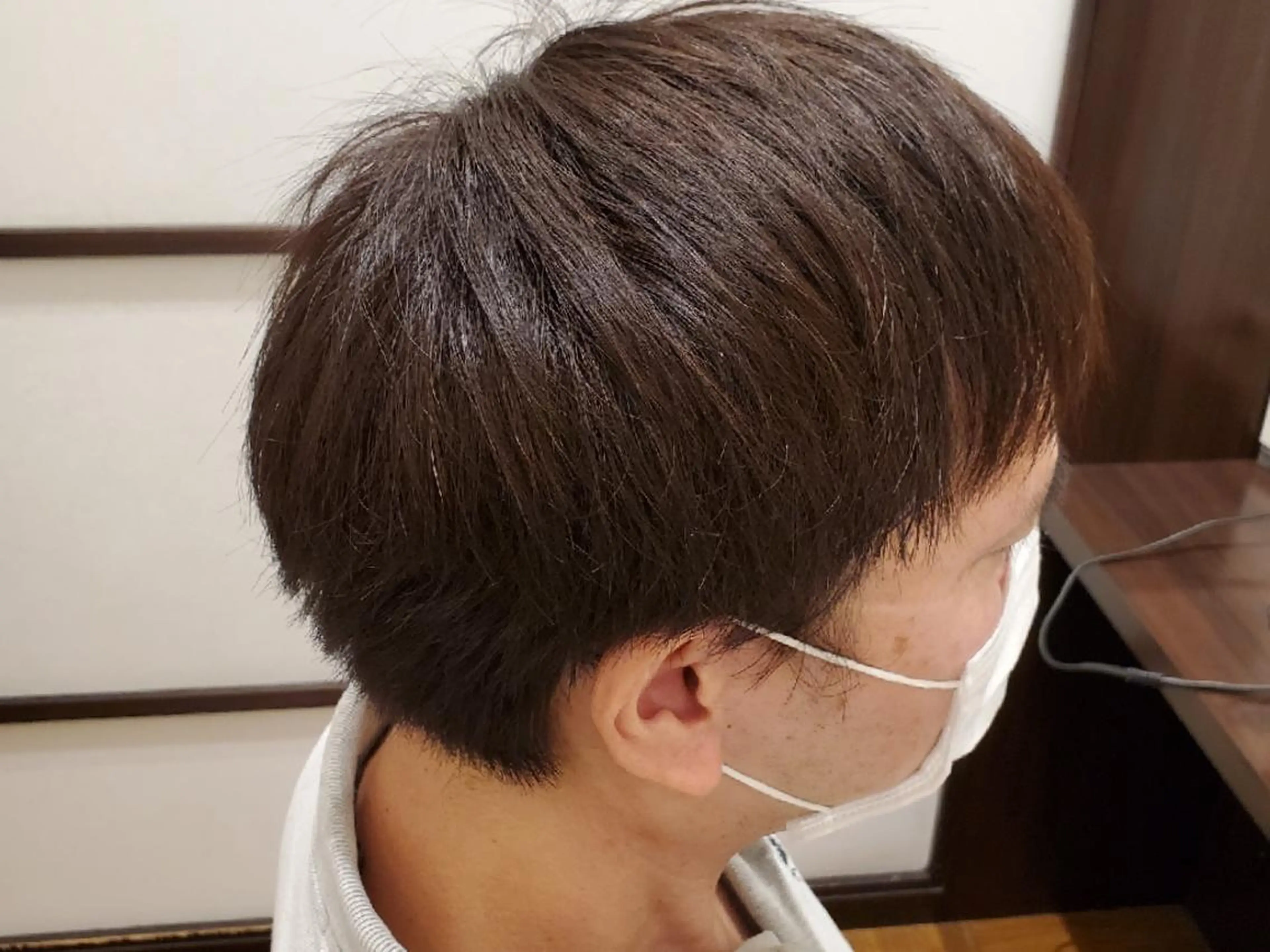 カラー メンズ 伊藤 未紗希のヘアスタイル