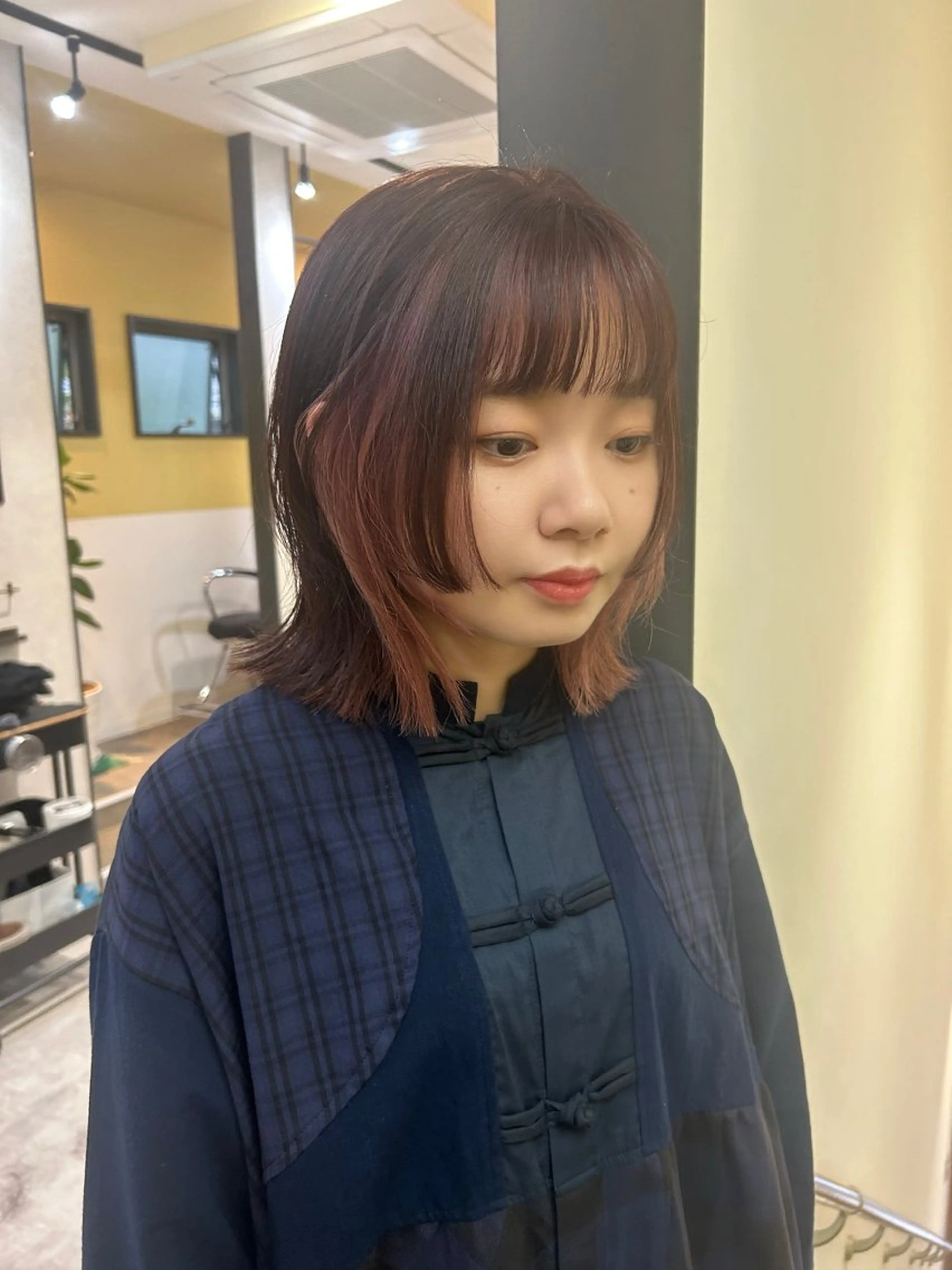 ミディアム カラー ベージュカラー ブリーチ インナーカラー ピンクカラー ピンクベージュ カット ヘアカラー トリートメント hub hair レイヤー/透明感のヘアスタイル