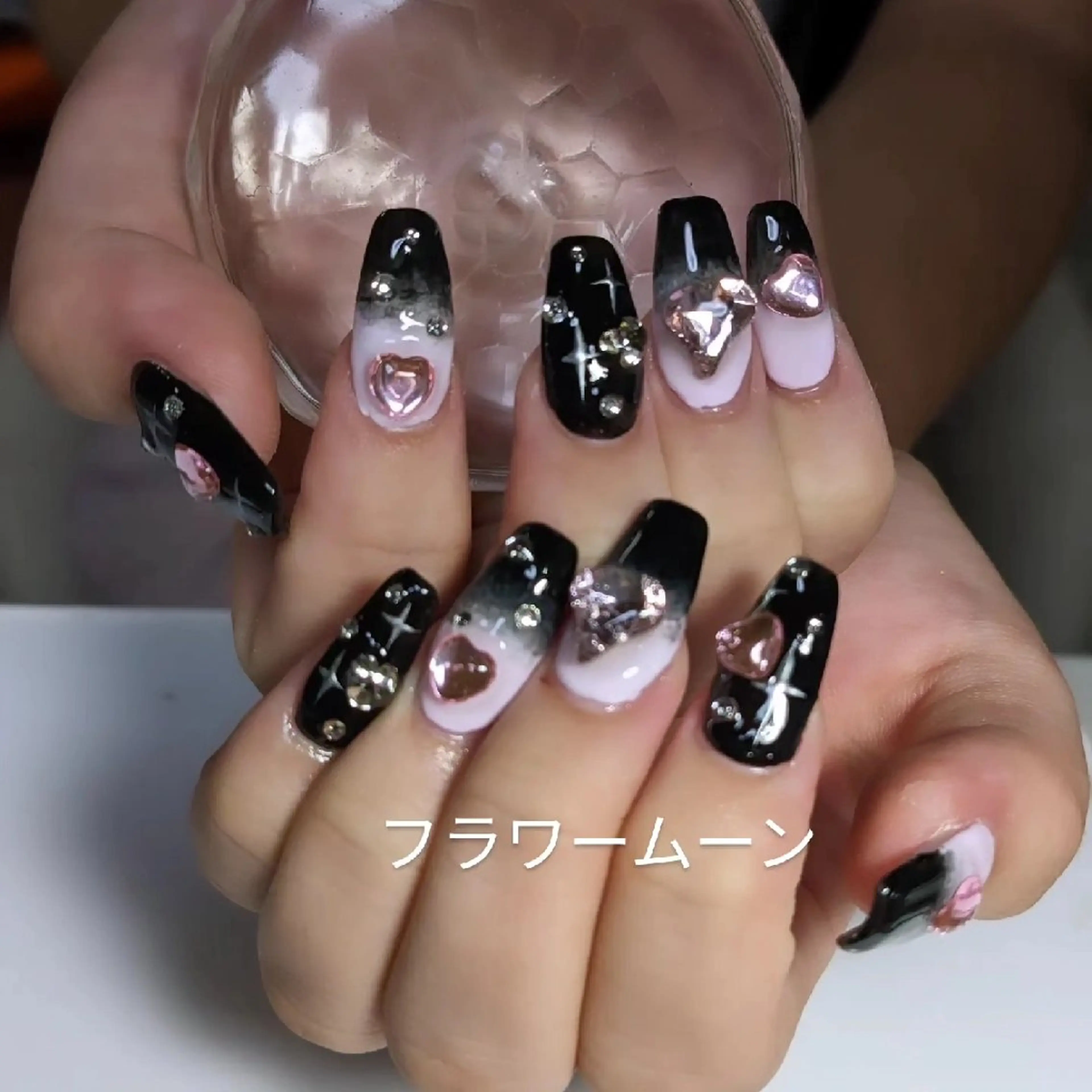 ネイル グラデーション ハート フラワー ムーンのネイルデザイン
