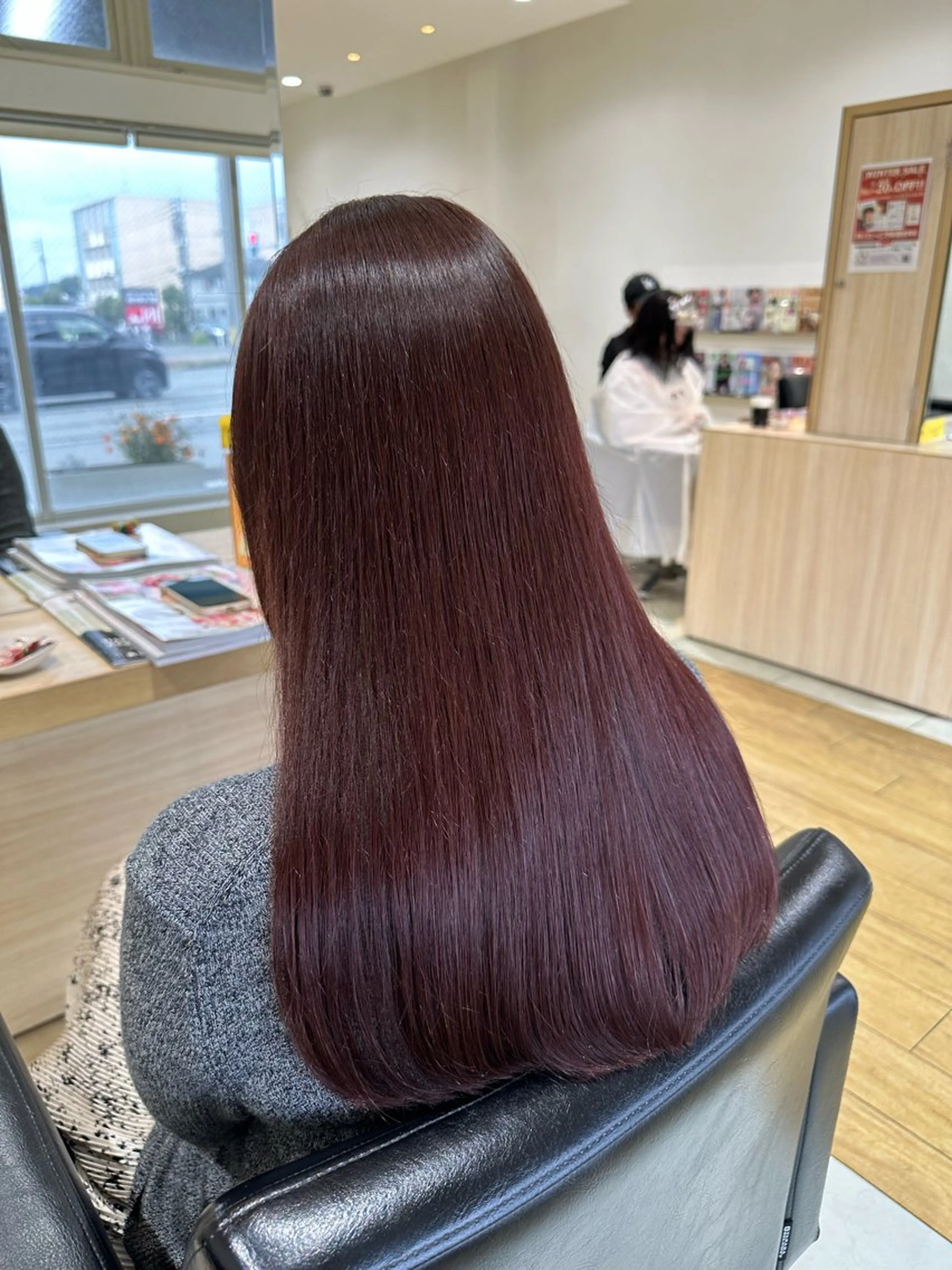 ロング ヘアカラー トリートメント KO コウ 【SARA 新宮店】のヘアスタイル