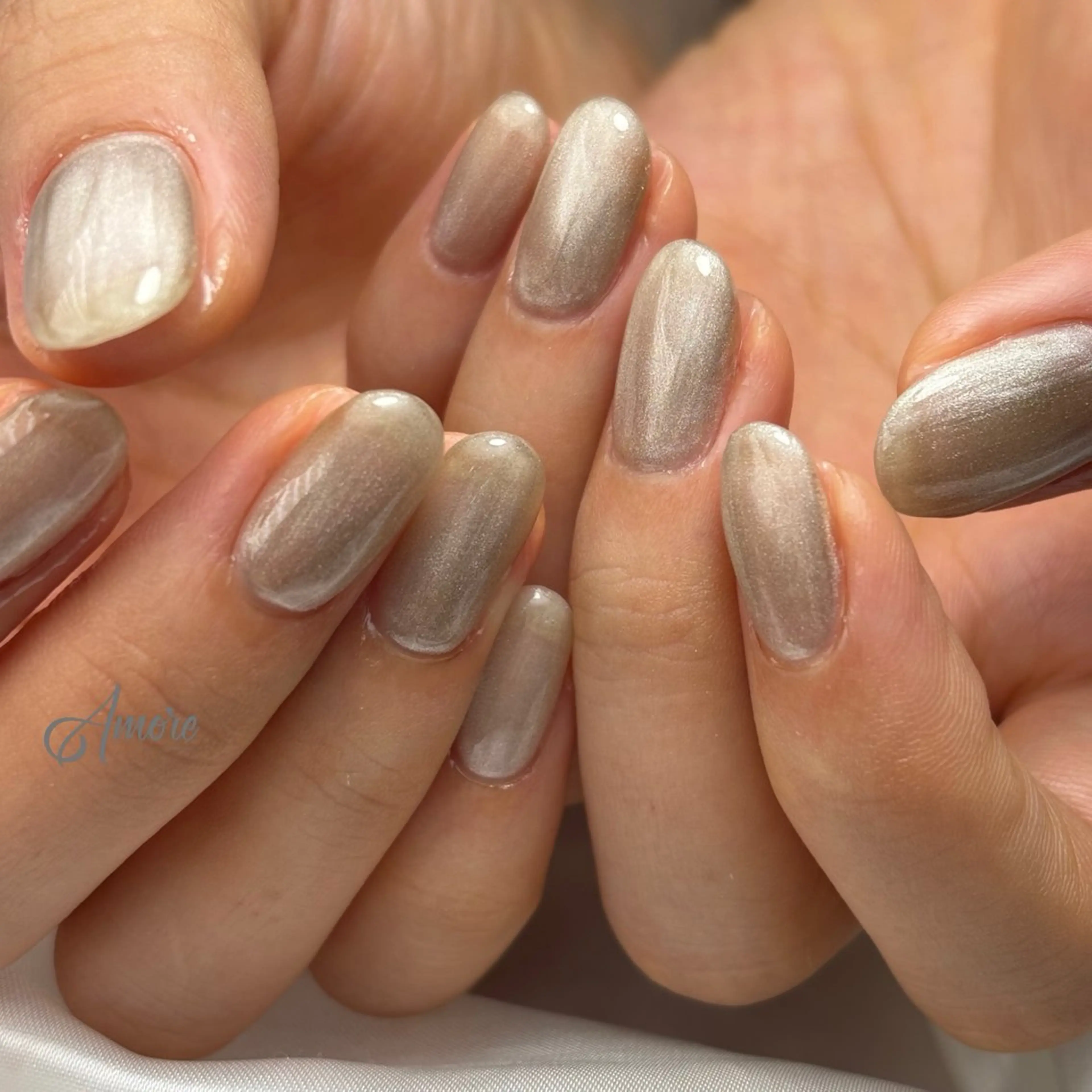 ネイル ジェルネイル キラキラネイル 韓国ネイル マグネットネイル パラジェル You kyehwaのネイルデザイン