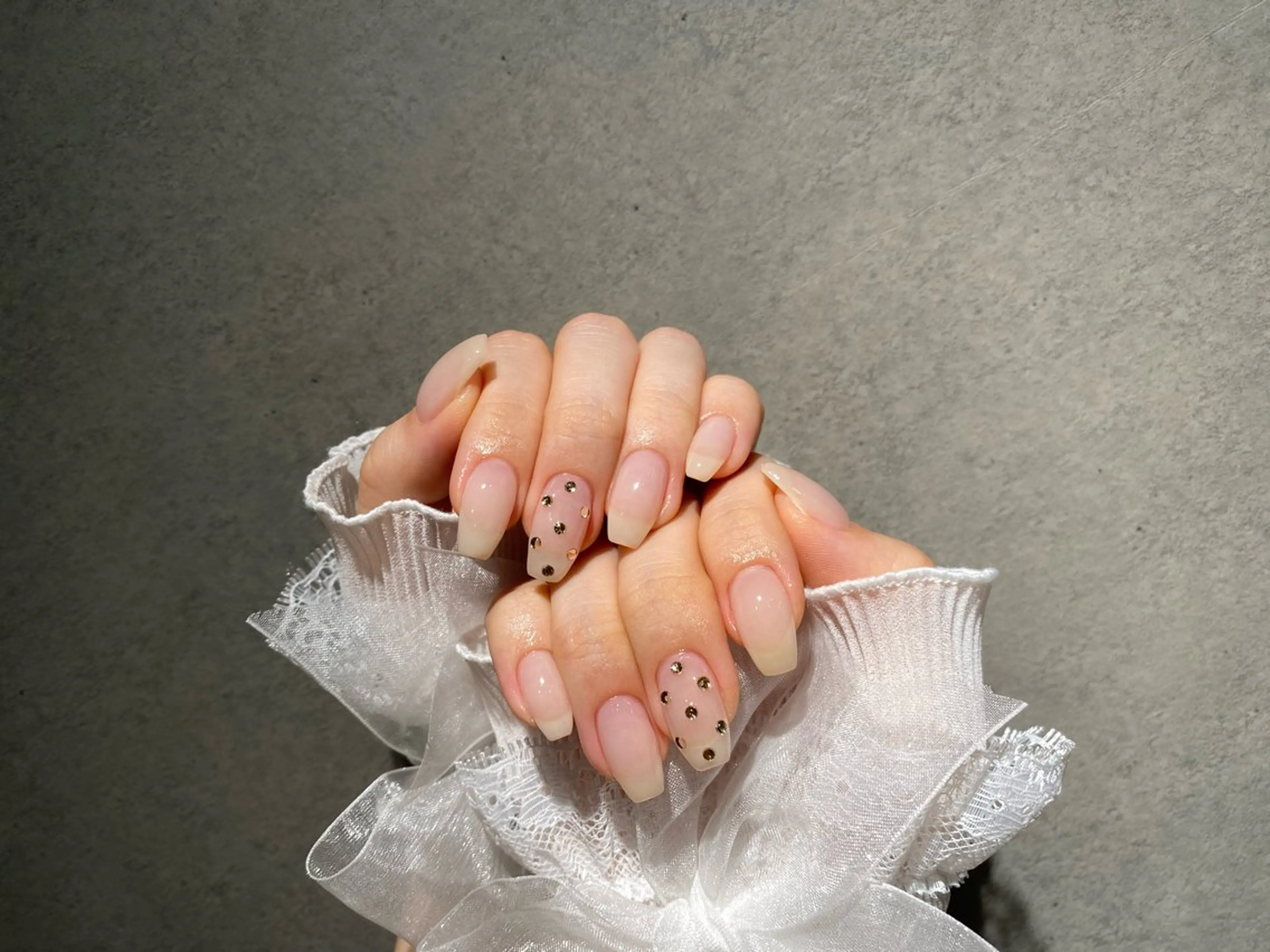 ネイル I-nailロング /ワンホン/キラキラのネイルデザイン