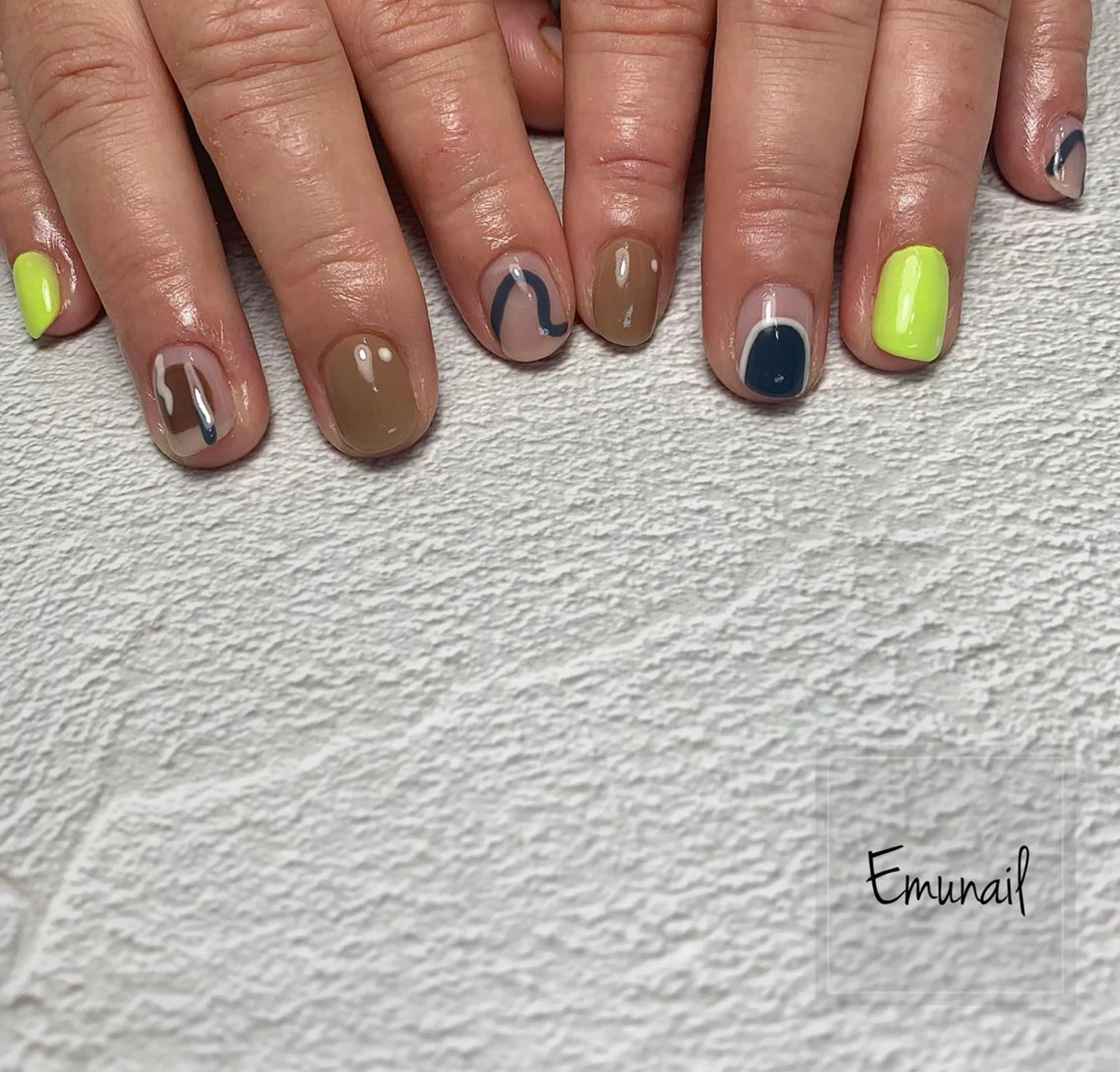 ネイル ハンドネイル Emu Nailのネイルデザイン