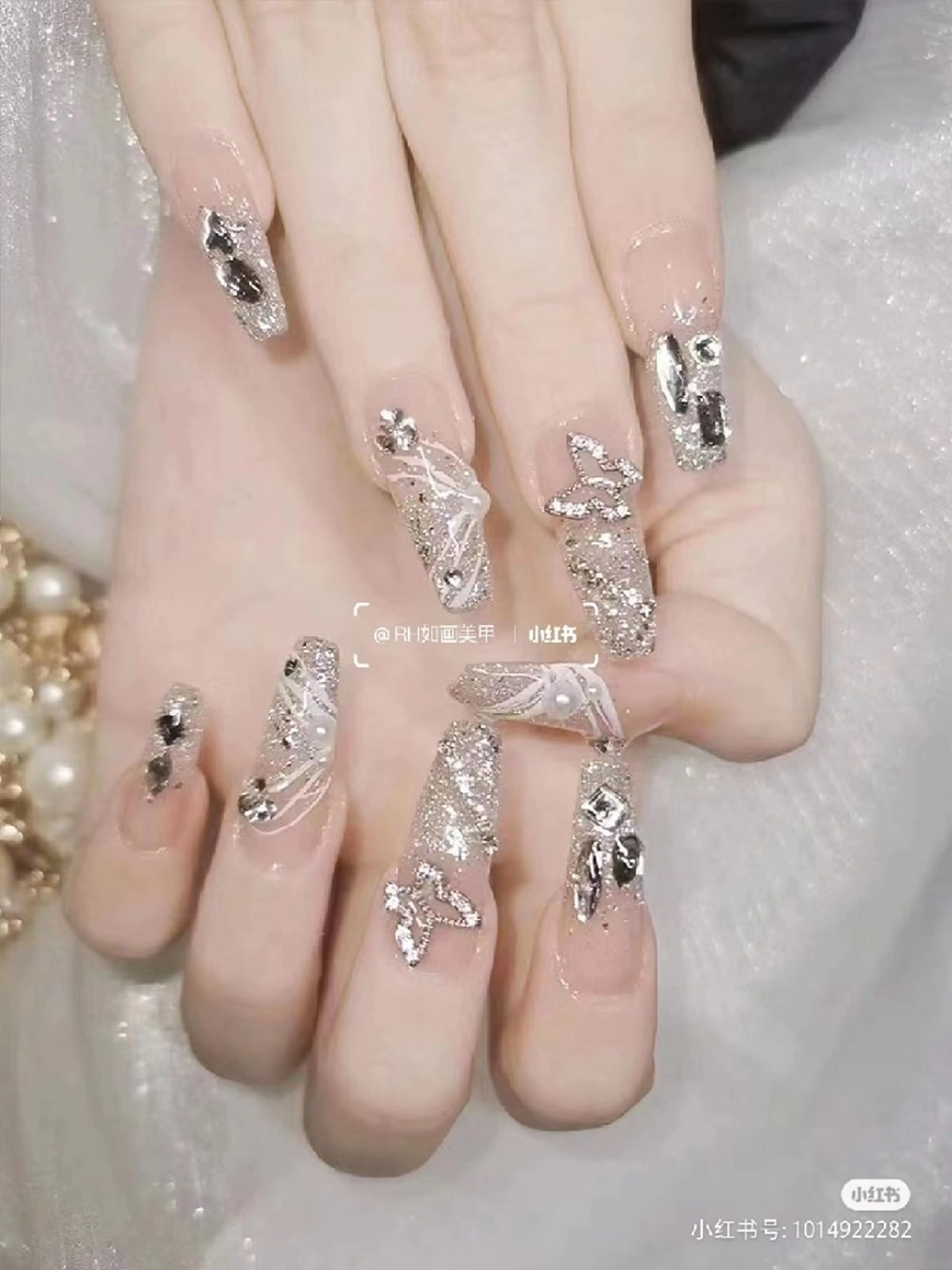 ネイル Theone栄店 伊藤のネイルデザイン