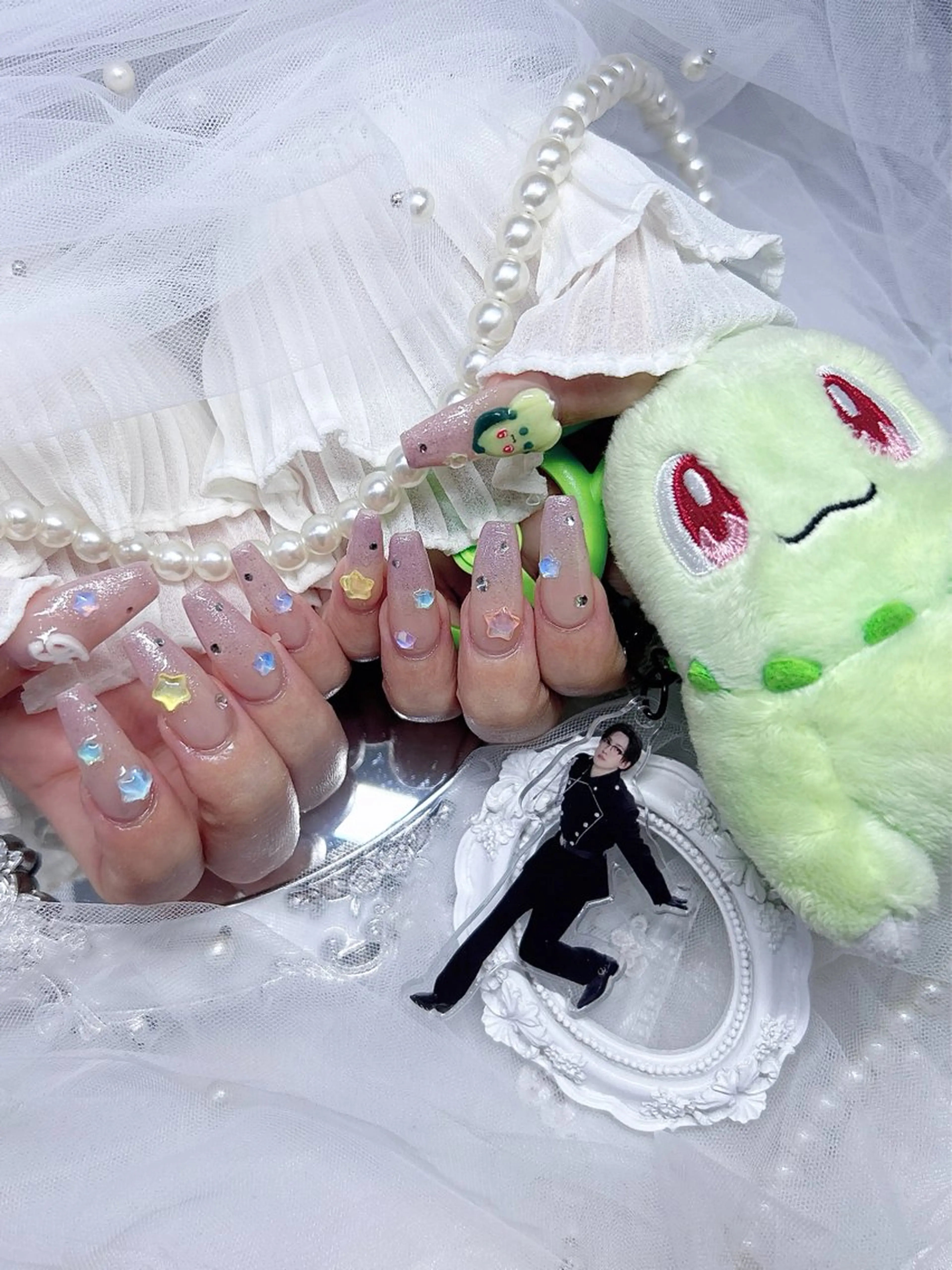 ネイル ハンドネイル ️🫧みつき/ 渋谷/痛ネイル️🫧のネイルデザイン