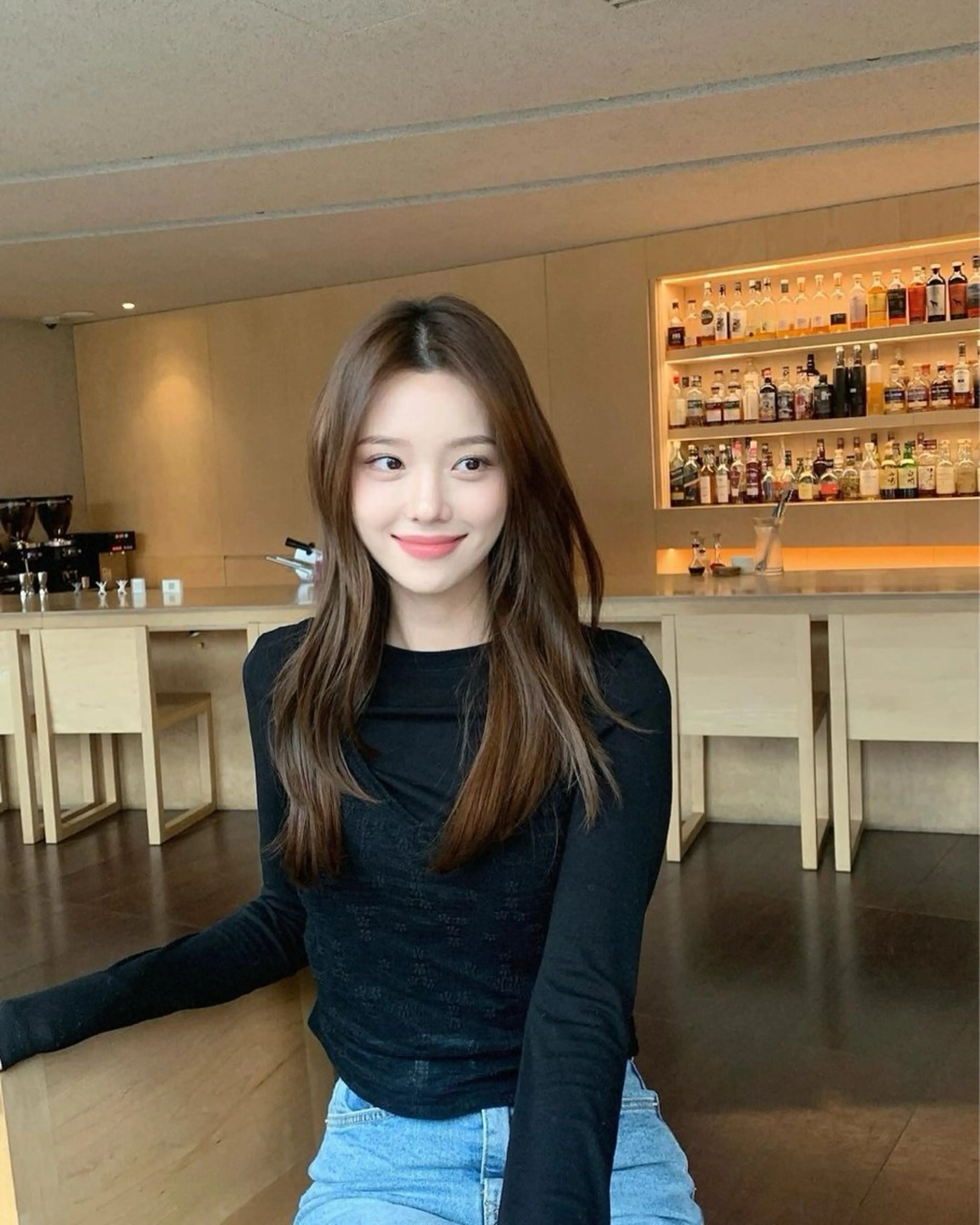 ロング カラー カット ヘアカラー トリートメント 莉乃/縮毛矯正/髪質 改善/艶カラーのヘアスタイル