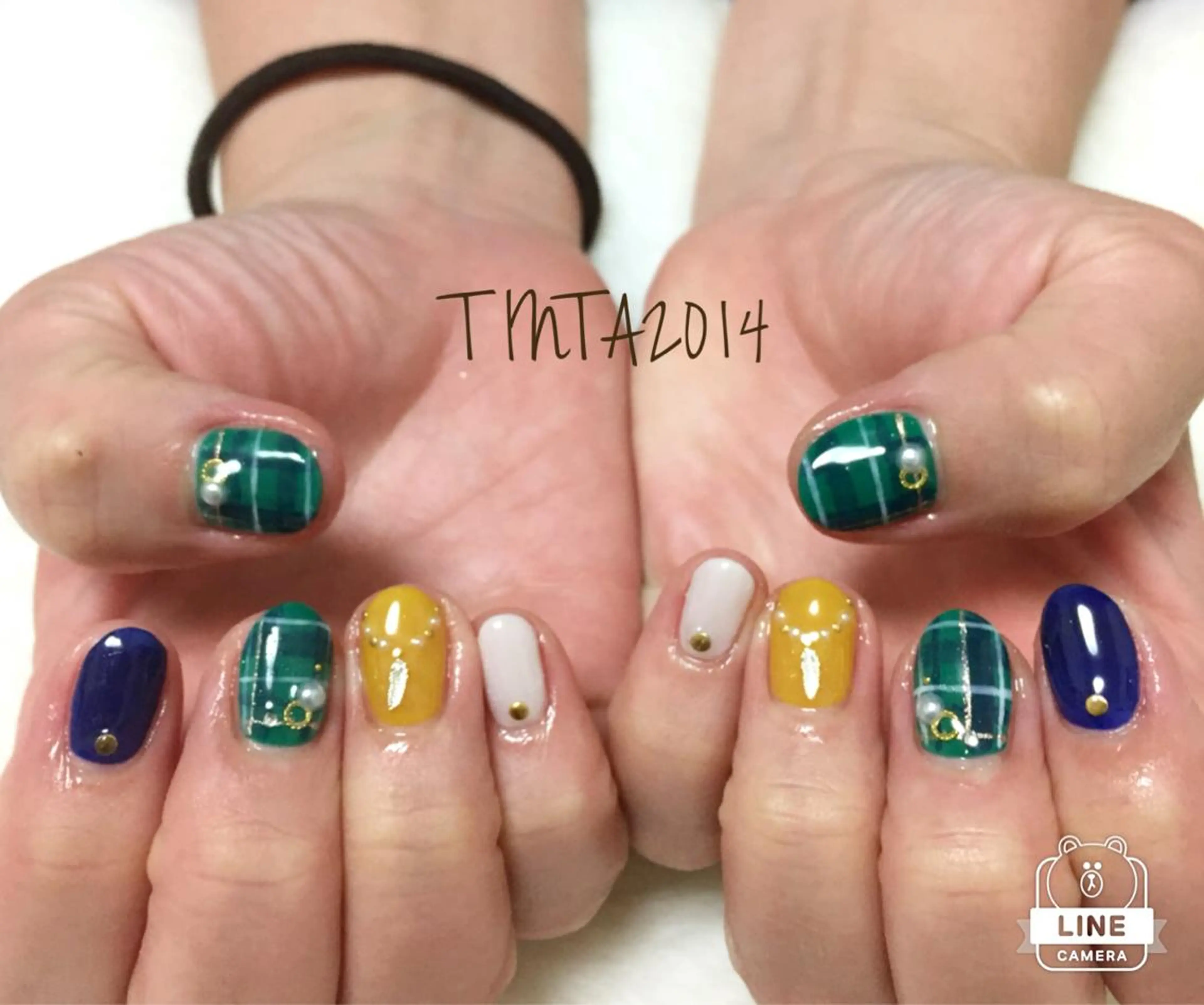 ネイル グリーン 馬場 典子のネイルデザイン
