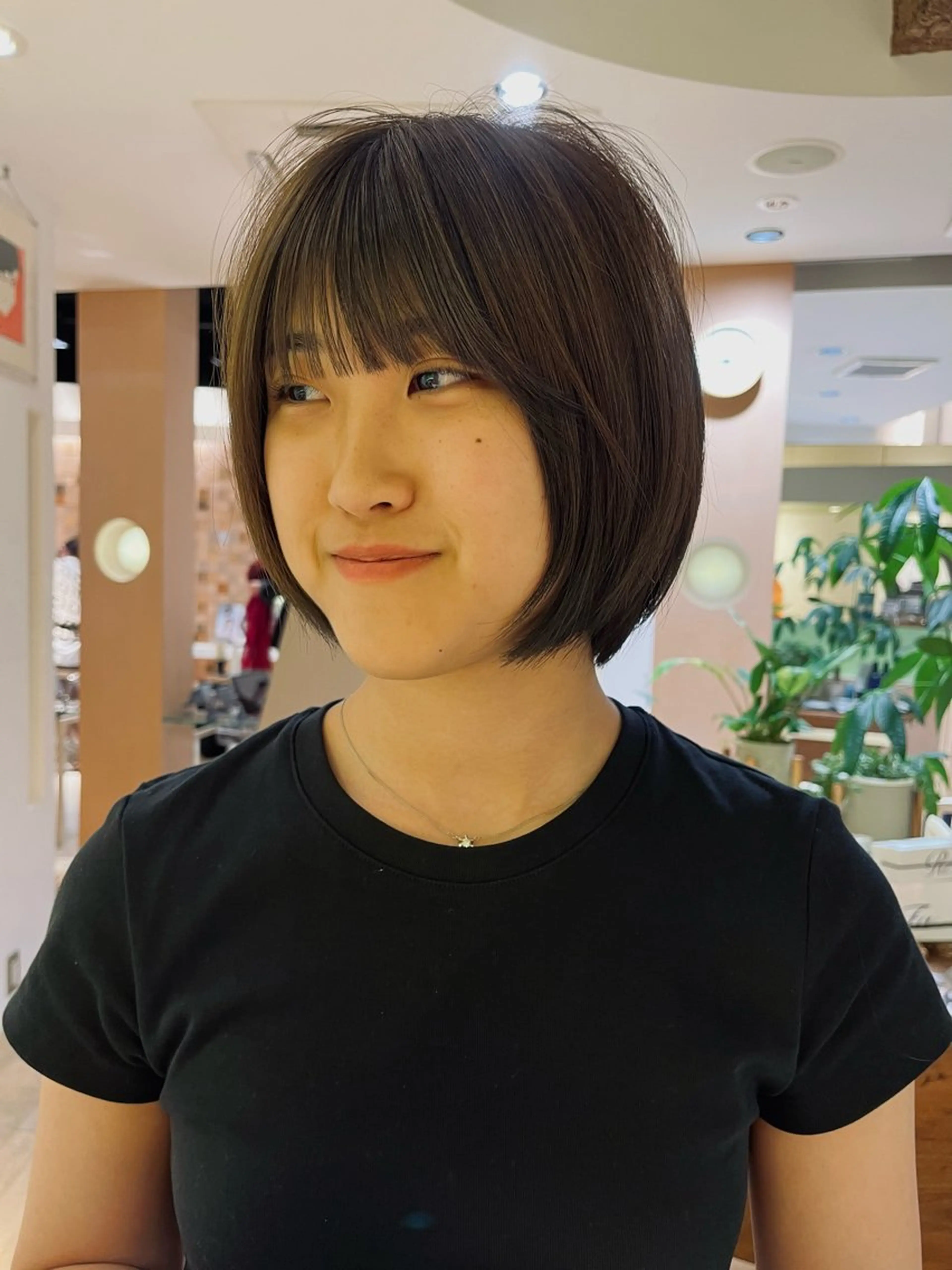 ショート ショートヘア カット 縮毛矯正 トリートメント 河原林 拓己のヘアスタイル