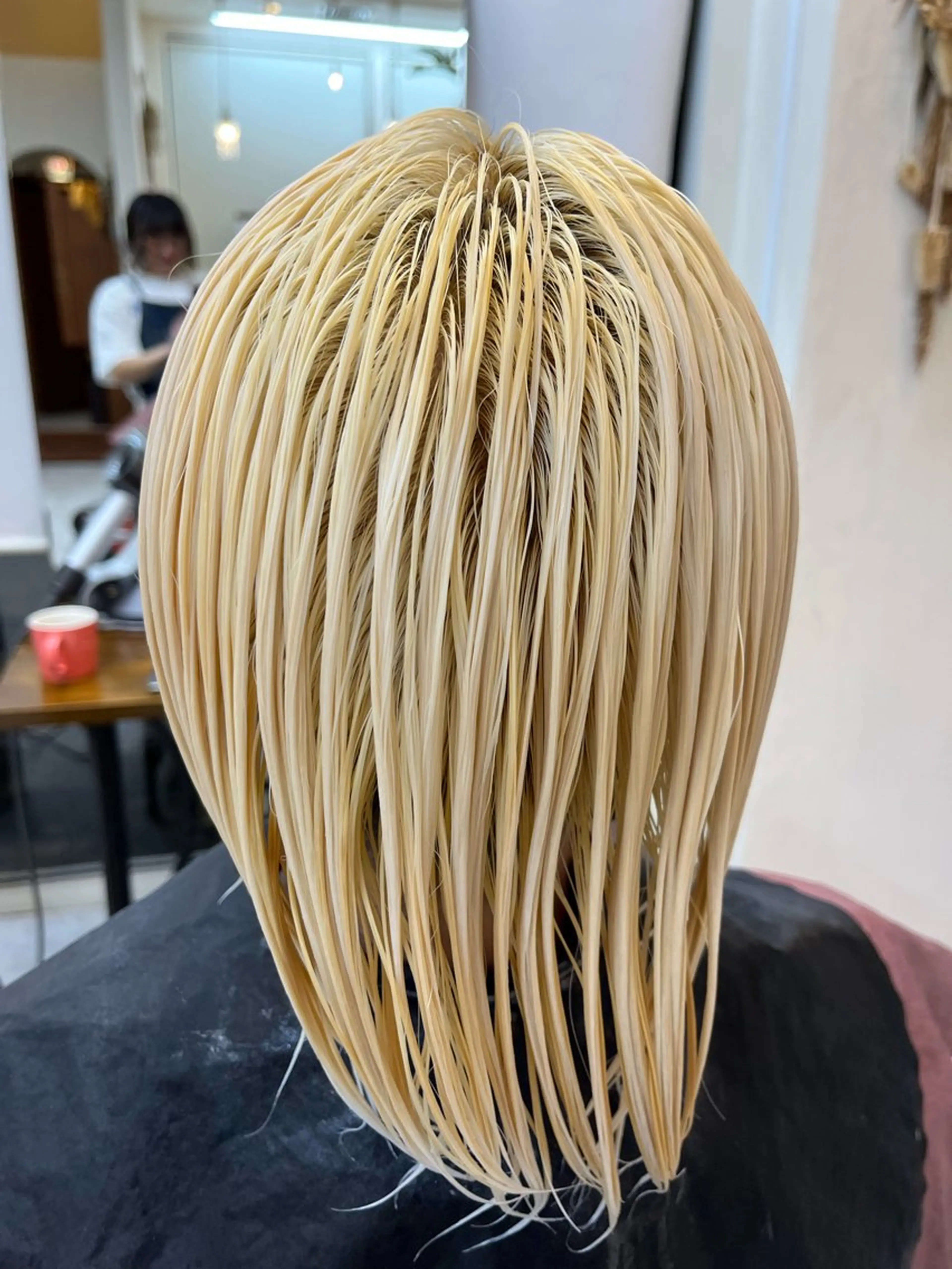 ブリーチ施術（ハイライト、リタッチ含む）の写真