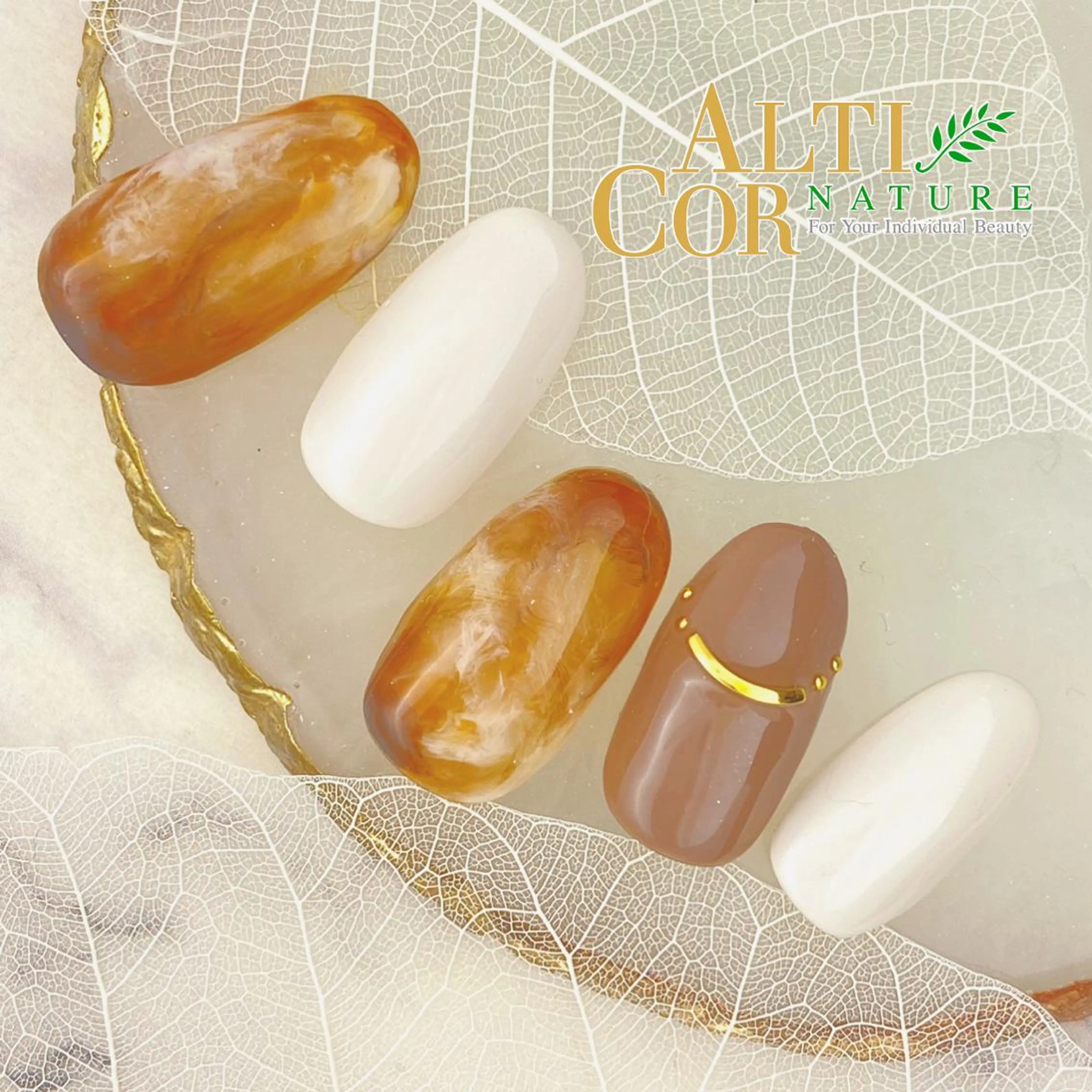 ネイル ChezEspoir 佐藤のネイルデザイン