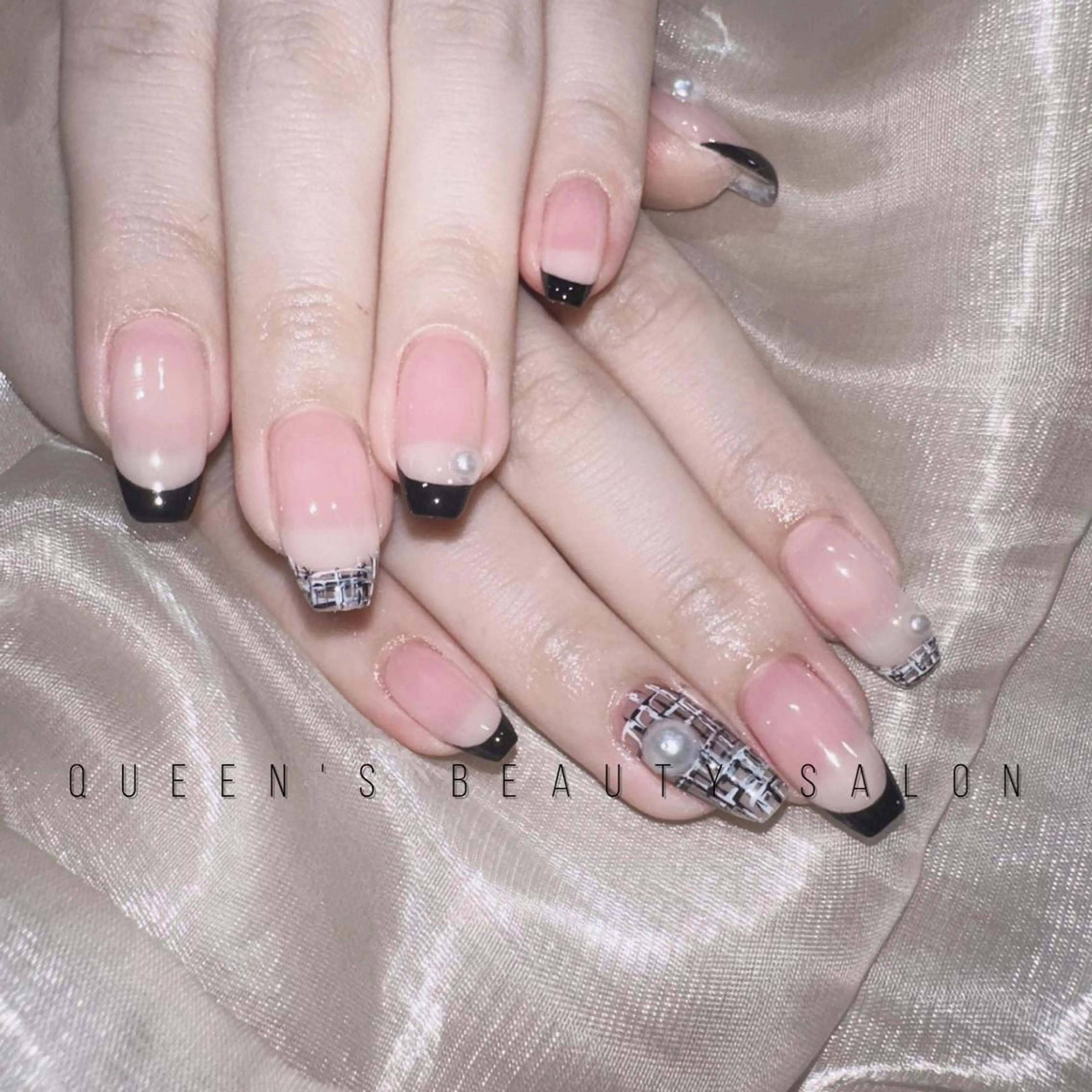 ネイル ハンドネイル Queens マオのネイルデザイン