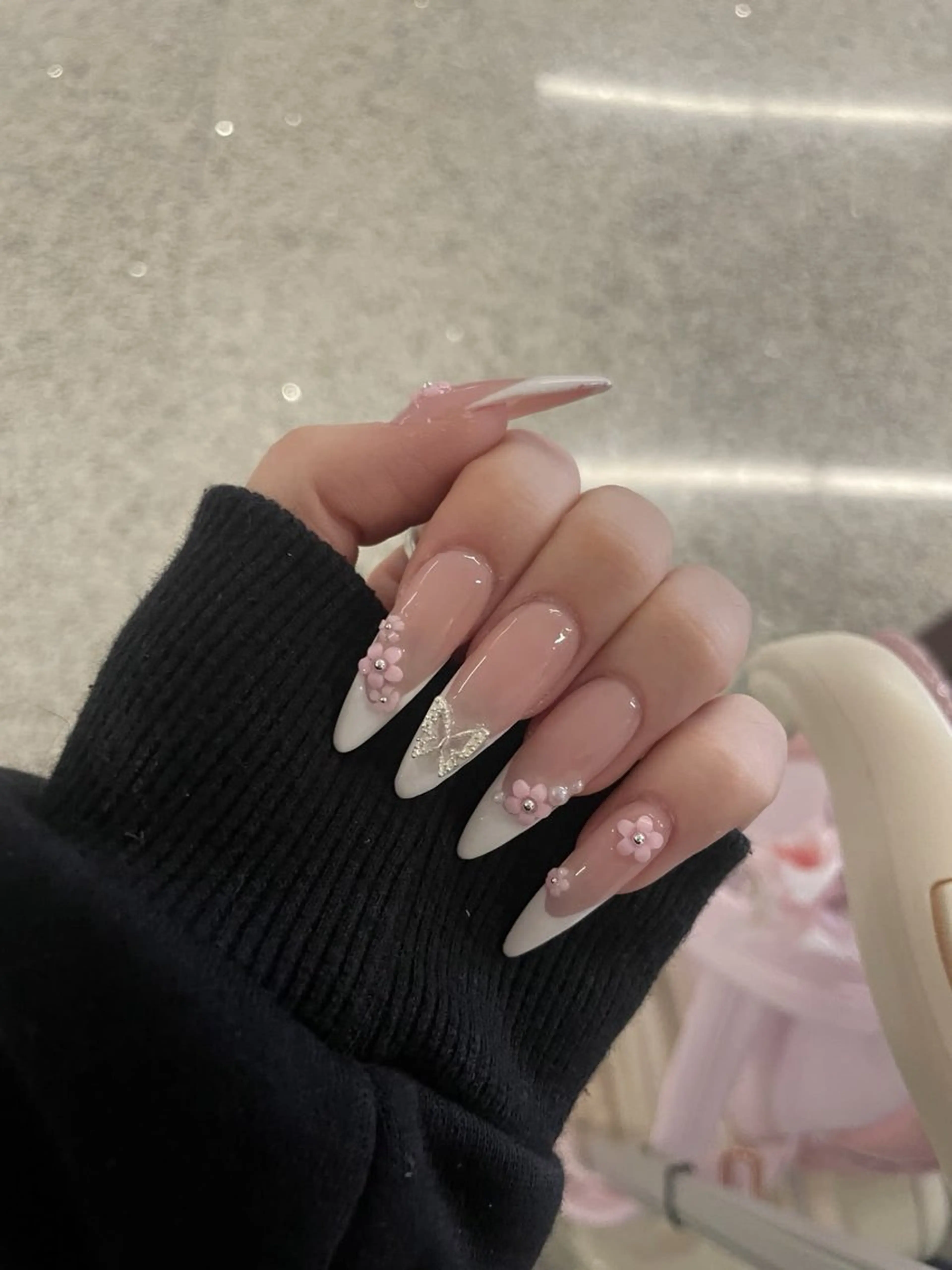 ネイル フレンチネイル キラキラネイル 韓国ネイル シンプルネイル ワンホンネイル ハンドネイル MEI Nailのネイルデザイン