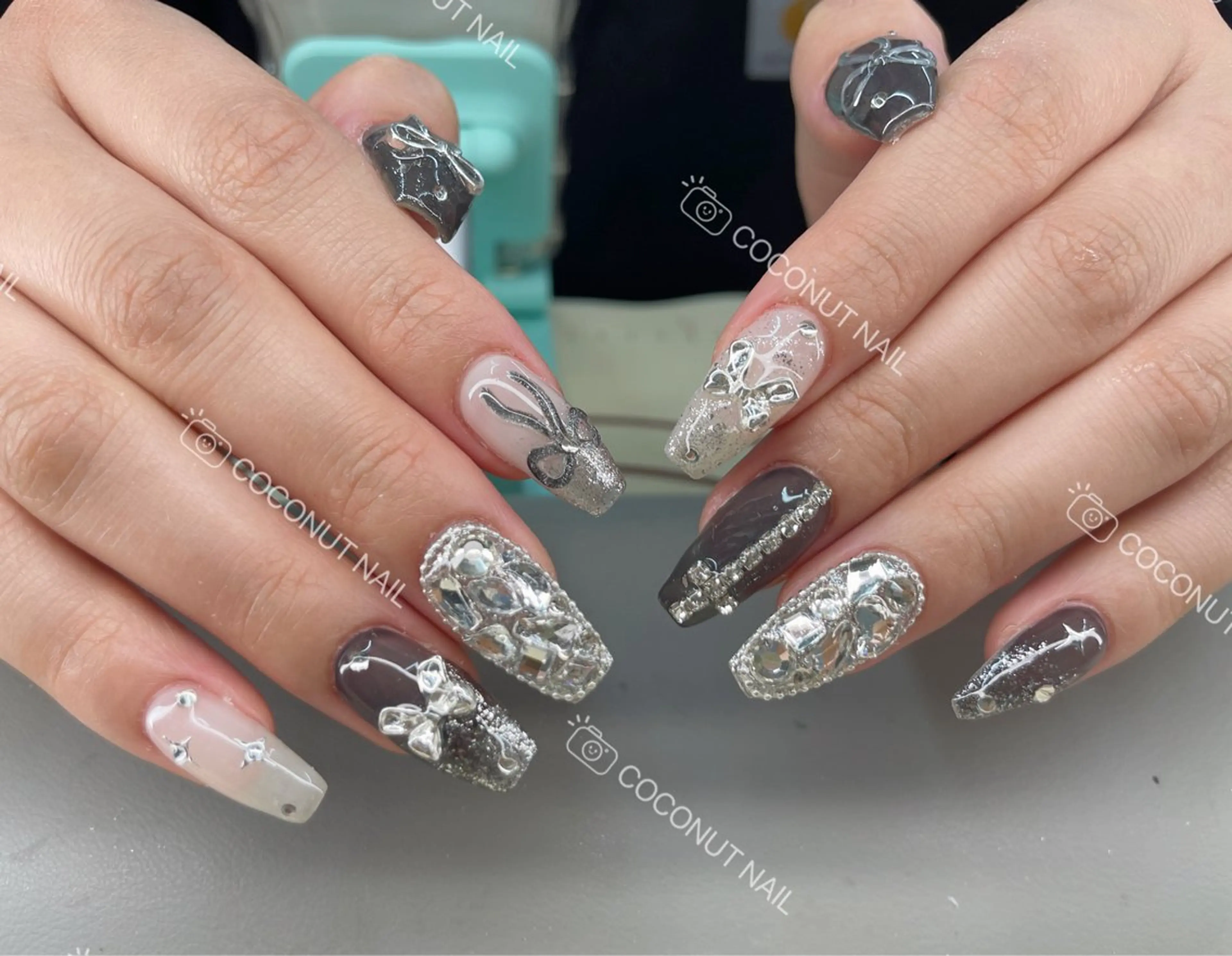 ネイル ハンドネイル 神田 ココナッツのネイルデザイン