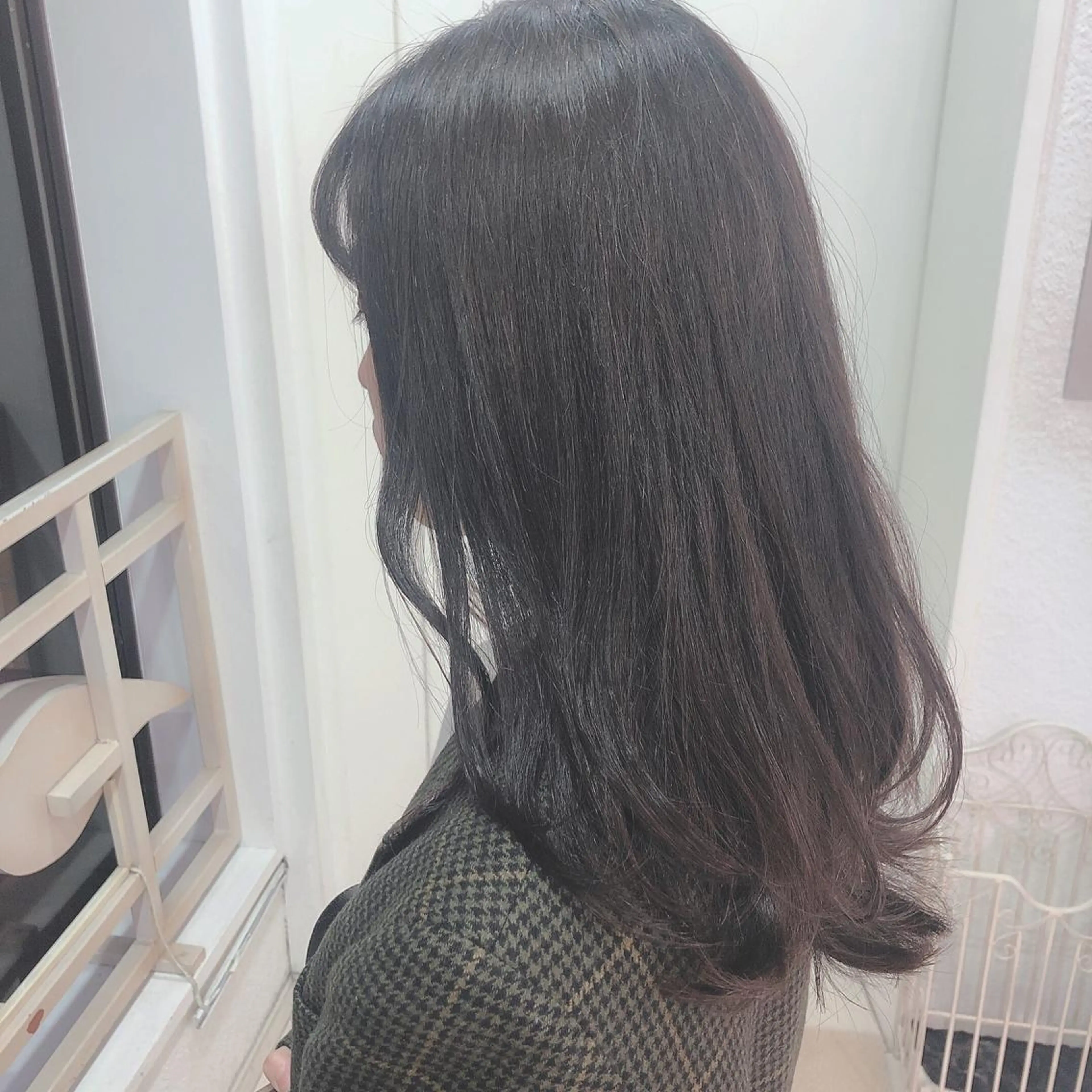 ロング TRENCH　相澤 果歩のヘアスタイル