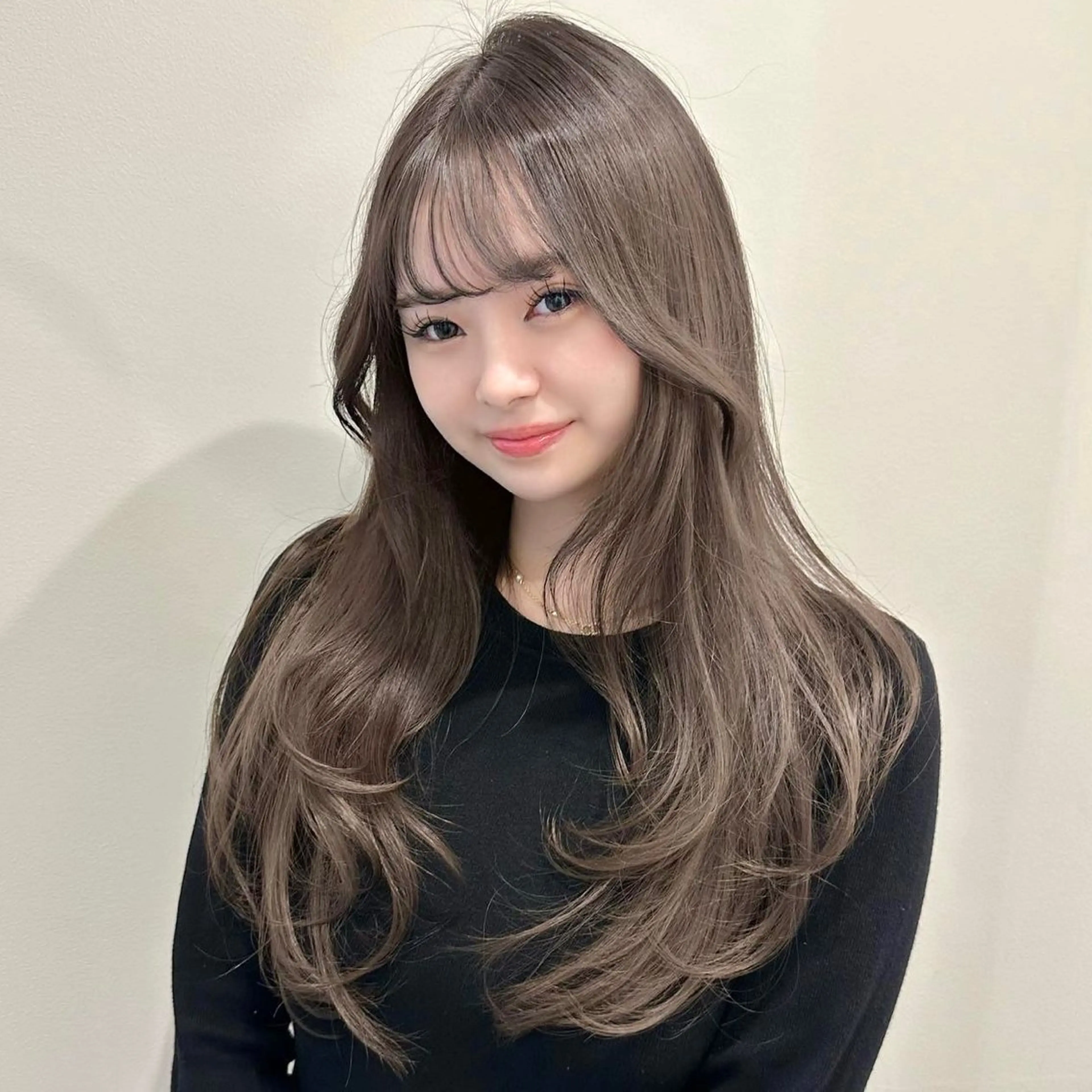 セミロング カット ヘアカラー トリートメント 🌹ハッシュカット、 レイヤー韓国ヘア🌹のヘアスタイル