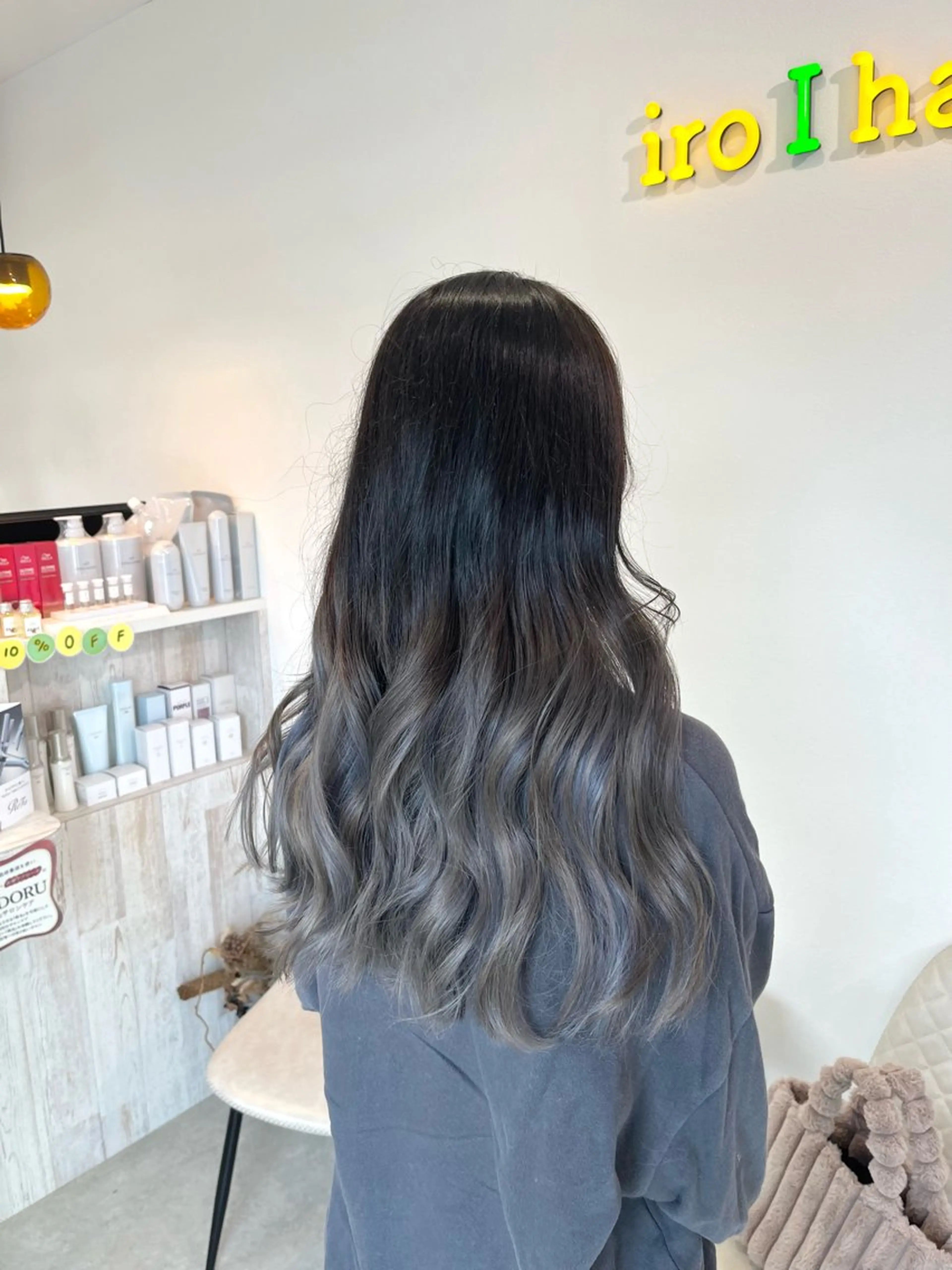 ロング カラー イロアイヘアー Renのヘアスタイル