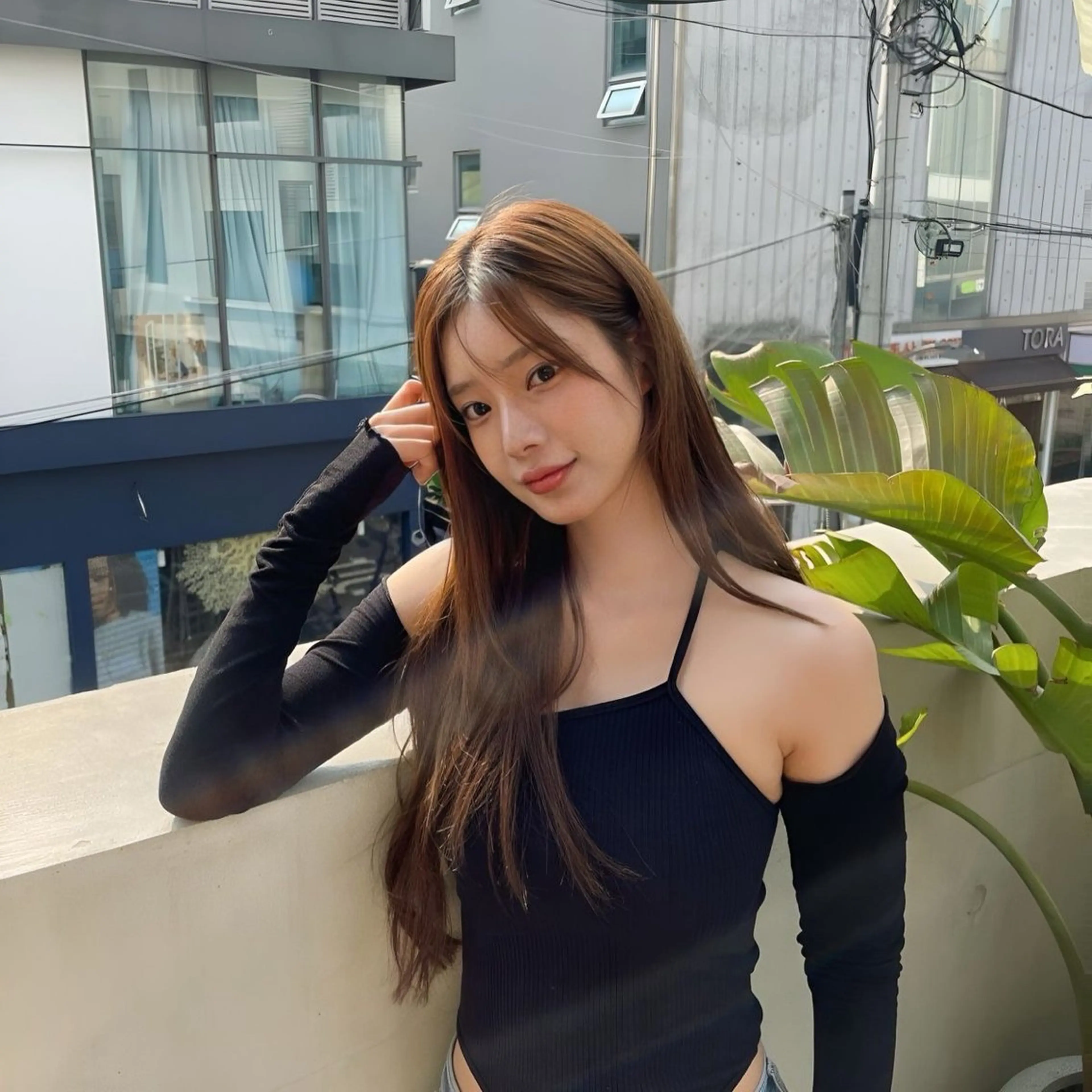 ロング カラー カット ヘアカラー トリートメント 莉乃/縮毛矯正/髪質 改善/艶カラーのヘアスタイル