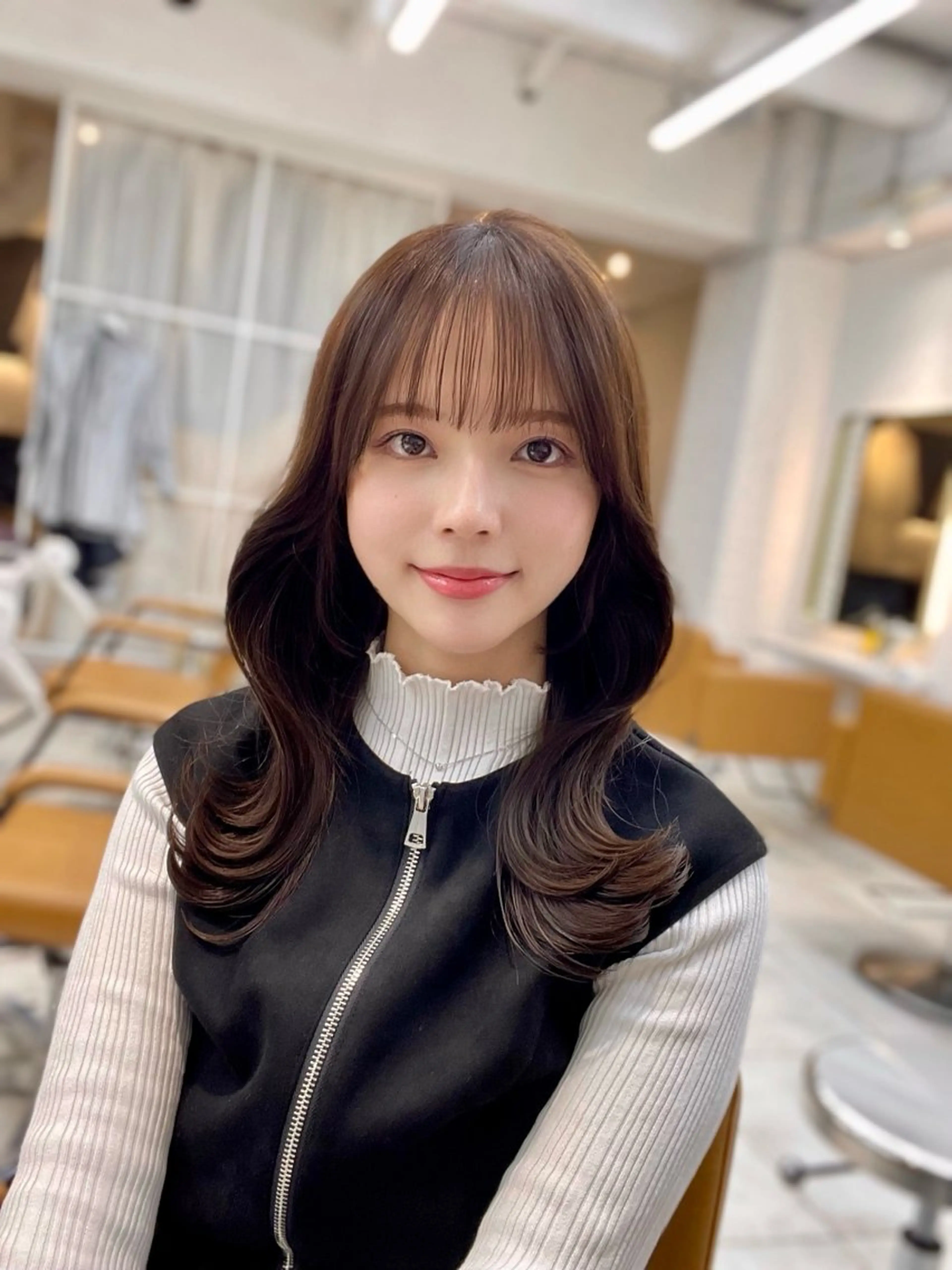 ミディアム 中顔面短縮 顔まわり新田大翔のヘアスタイル