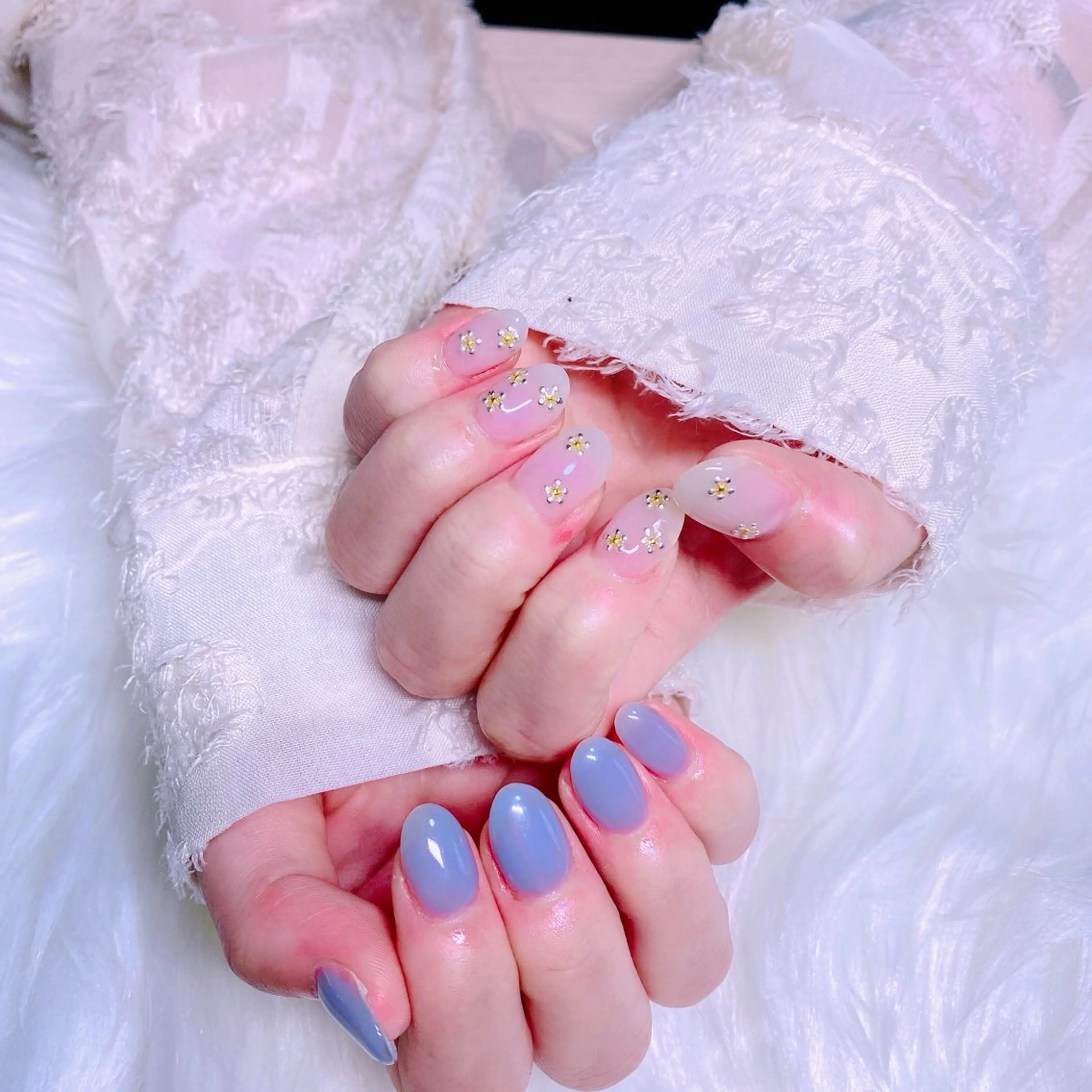 ネイル フラワーネイル オフィスネイル シンプルネイル Nail Yunaのネイルデザイン