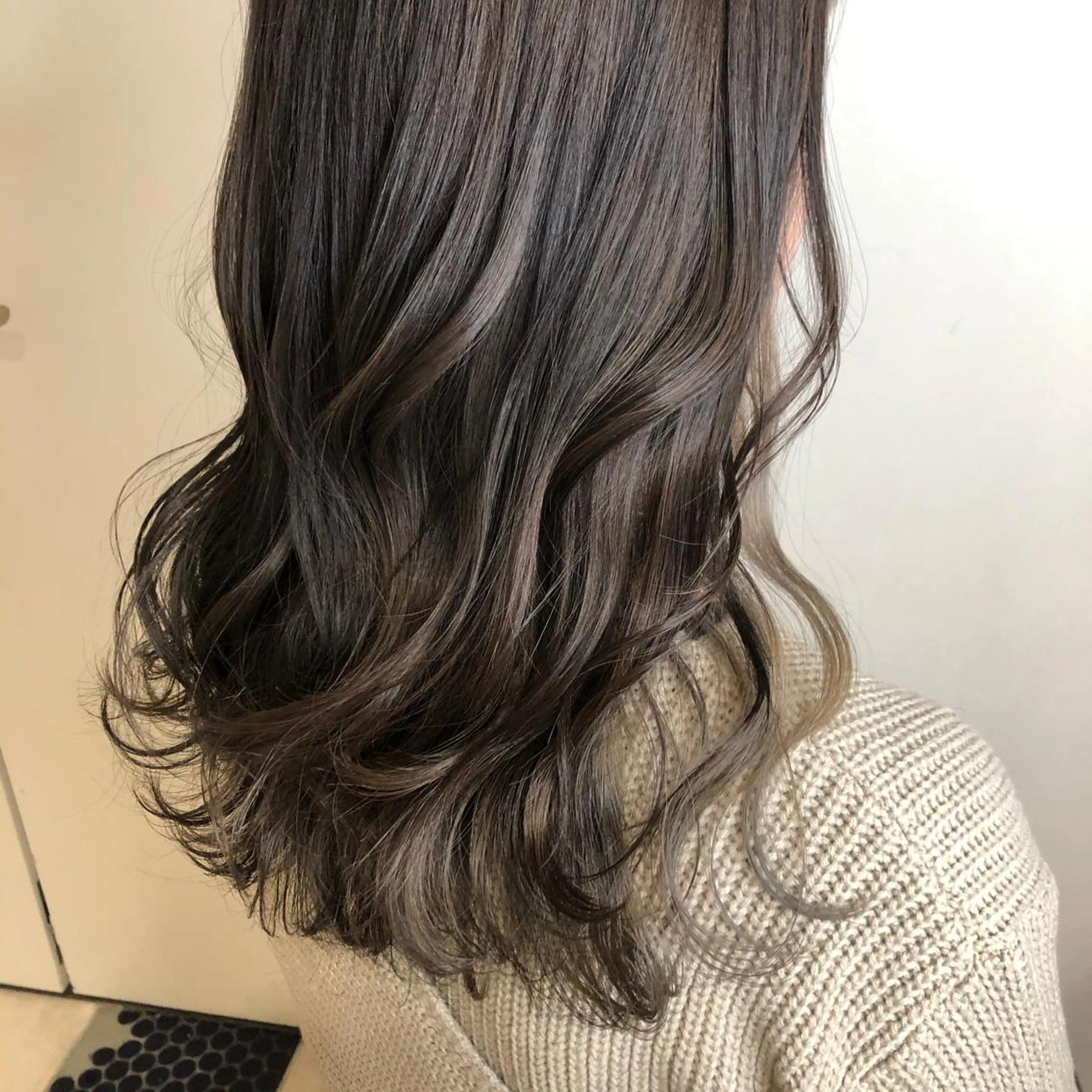 セミロング カラー ヘアアレンジ マツエク・マツパ グレージュ ヘアカラー トリートメント 透明感カラー🫧ヘア セット🫧松本菜月の眉毛・アイブロウイメージ