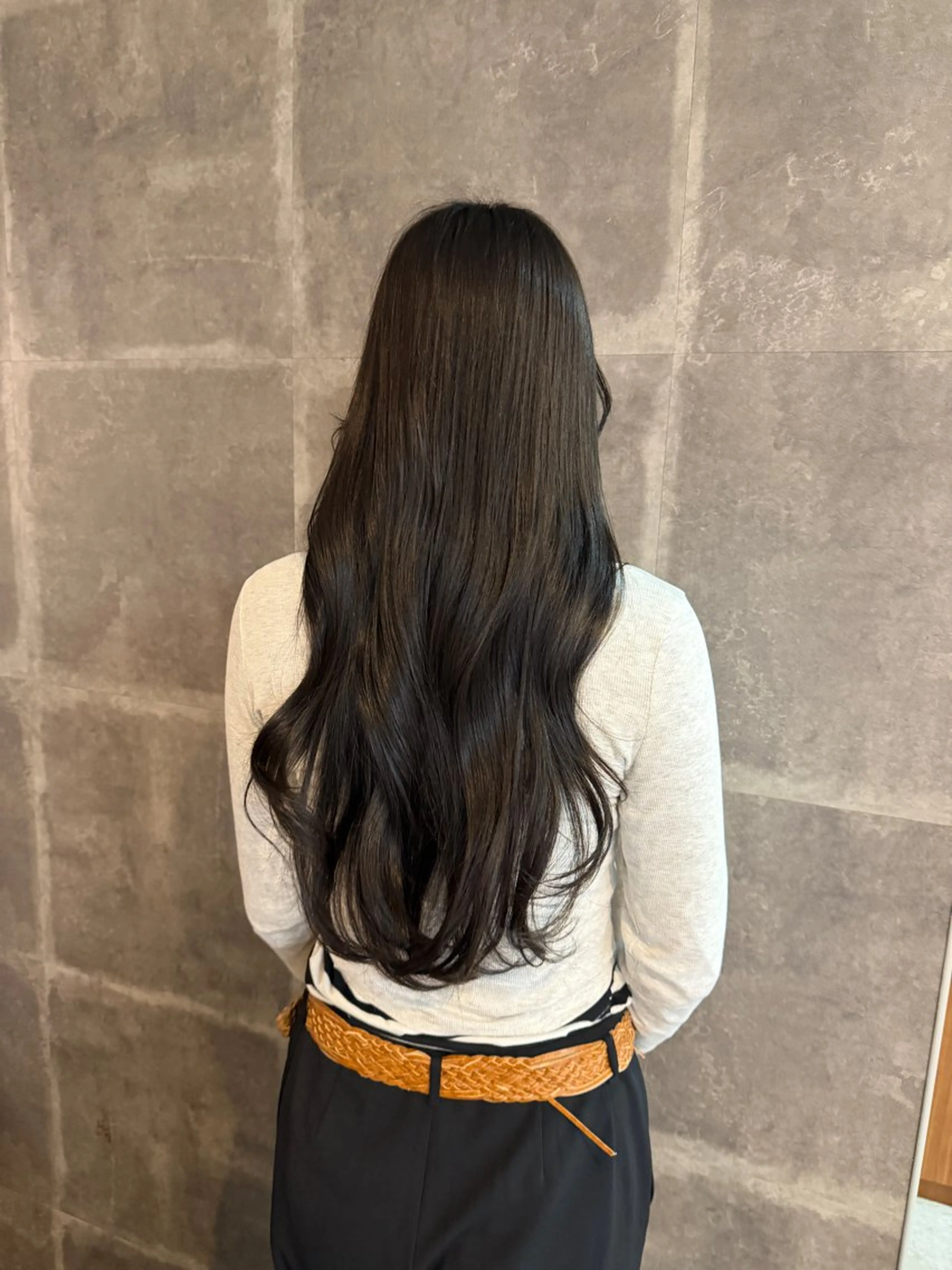 ロング カラー 渡邊 理央のヘアスタイル