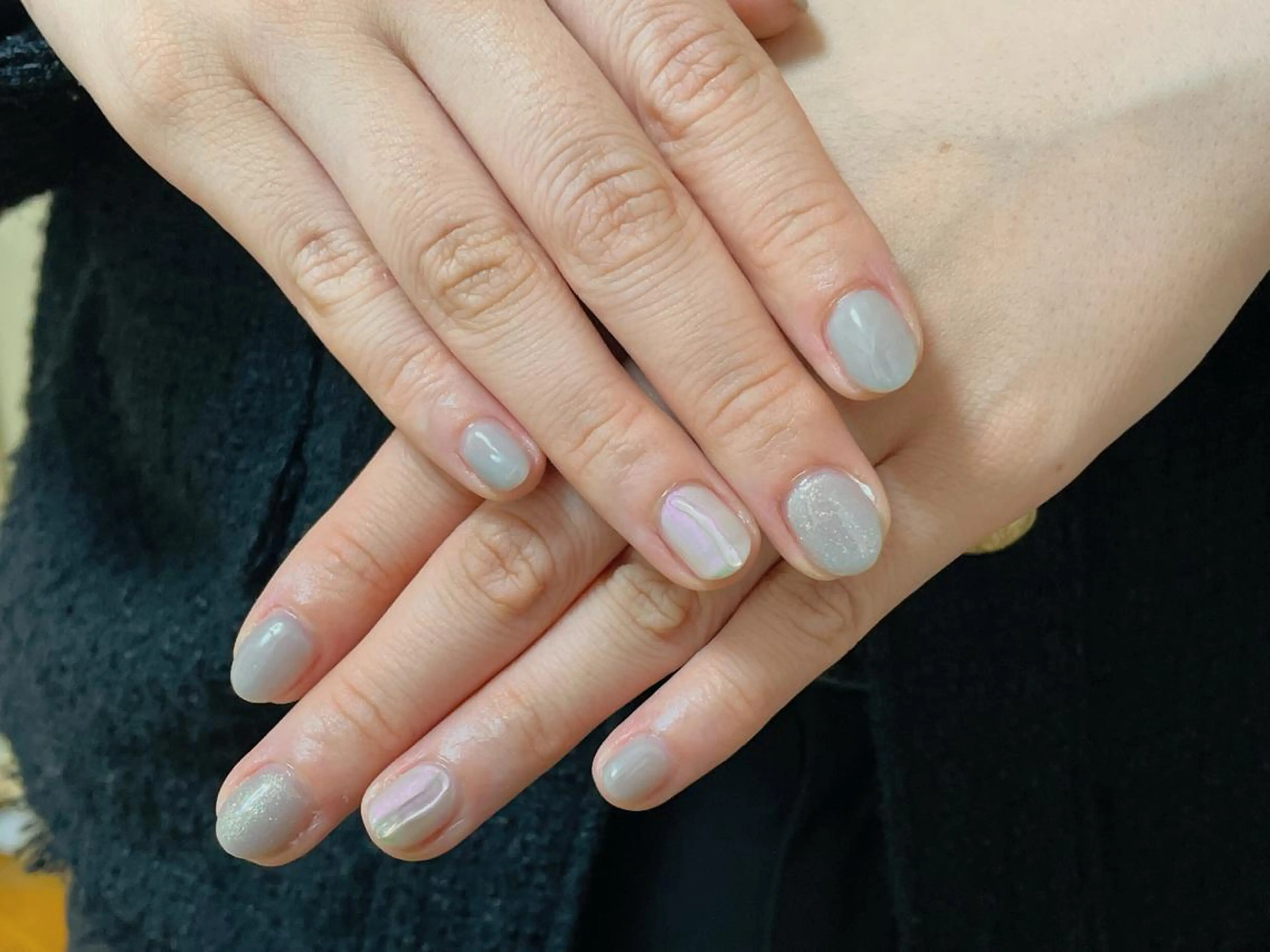 ネイル オーロラネイル フラワーネイル フットネイル フレンチネイル ジェルネイル mogunail &blowのネイルデザイン