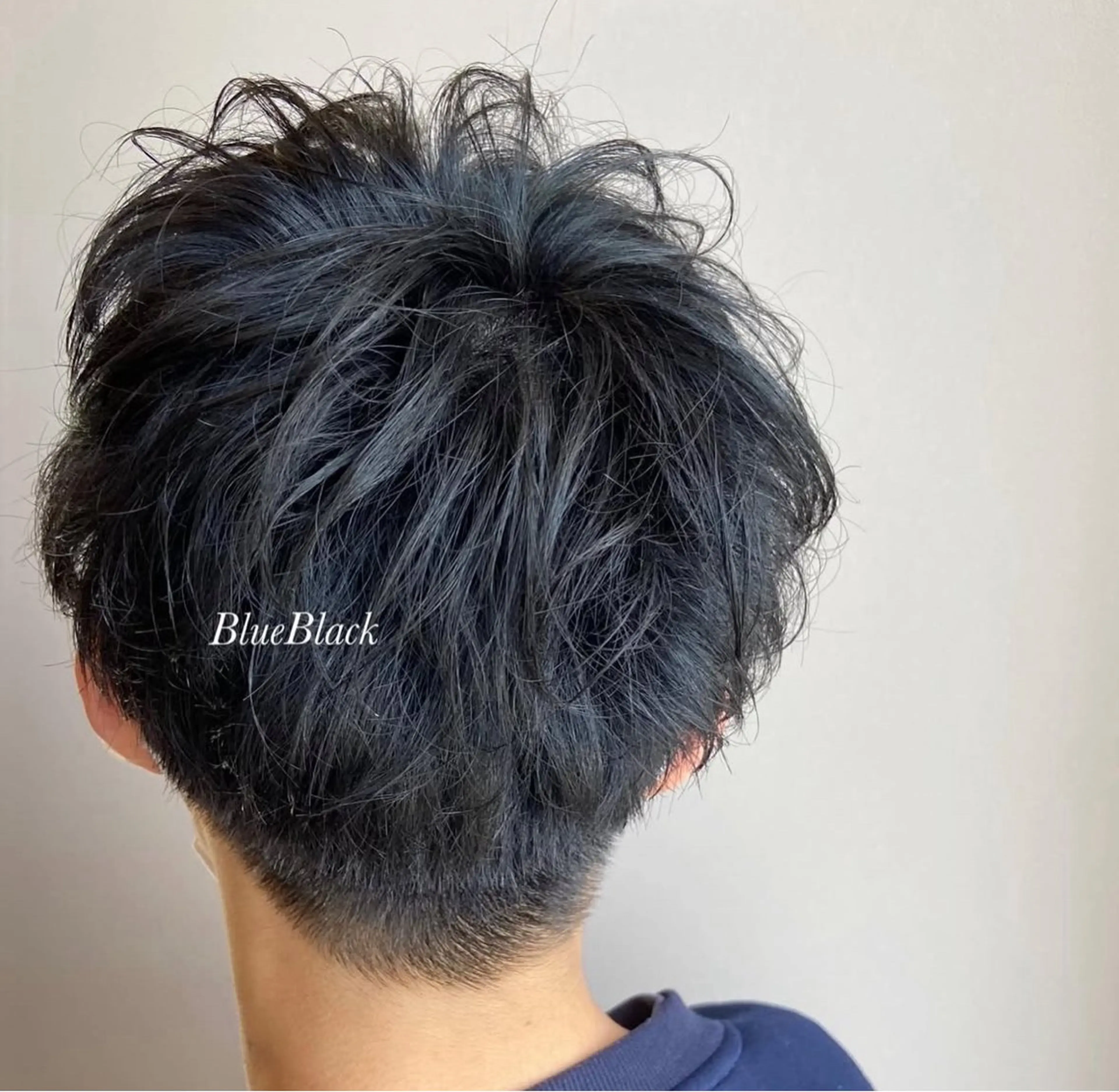 メンズ 𝒇𝒍𝒂𝒕/ 𝐇𝐈𝐍𝐀のヘアスタイル