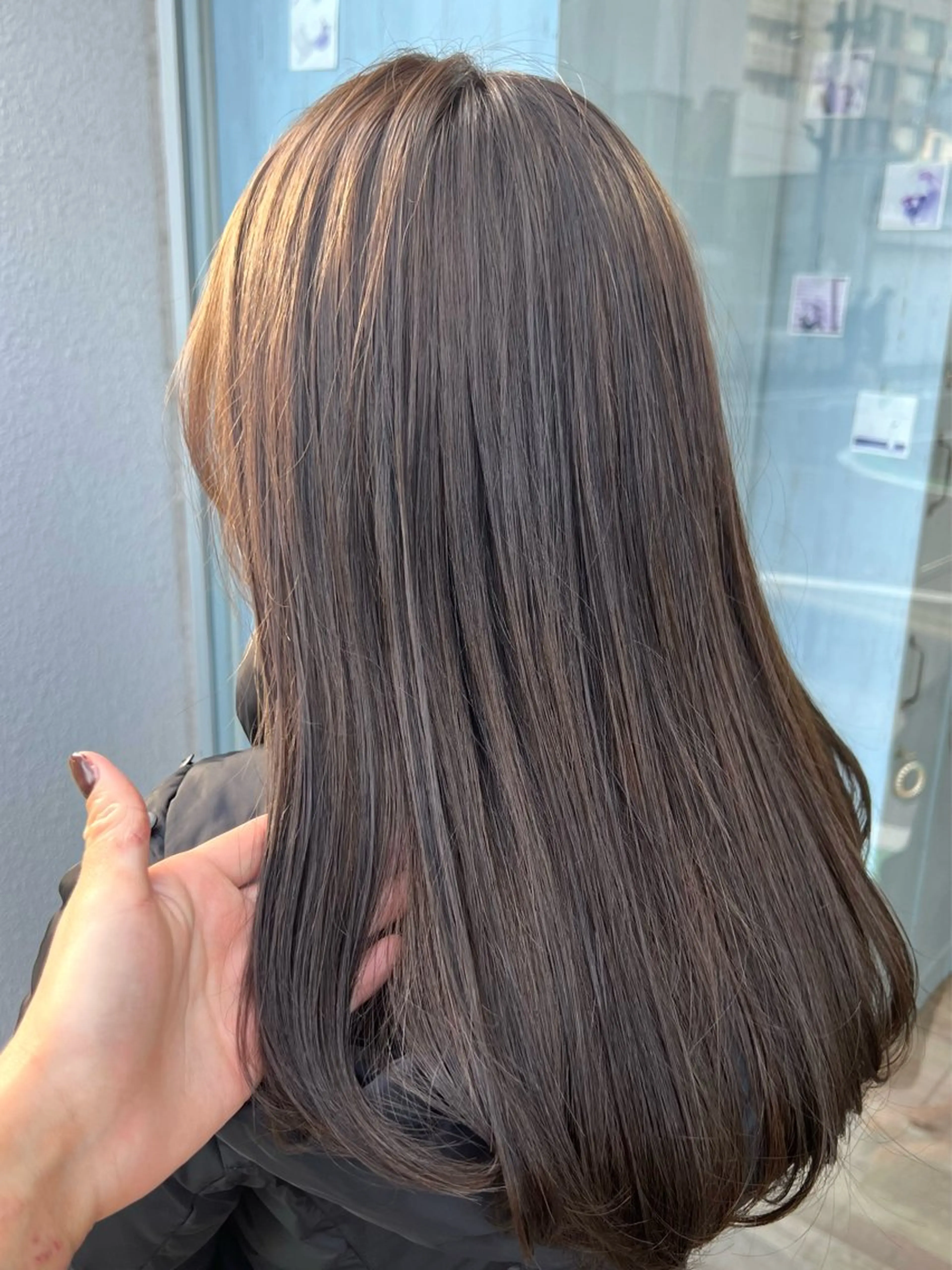 セミロング カラー アッシュ 透明感カラー Hikariのヘアスタイル