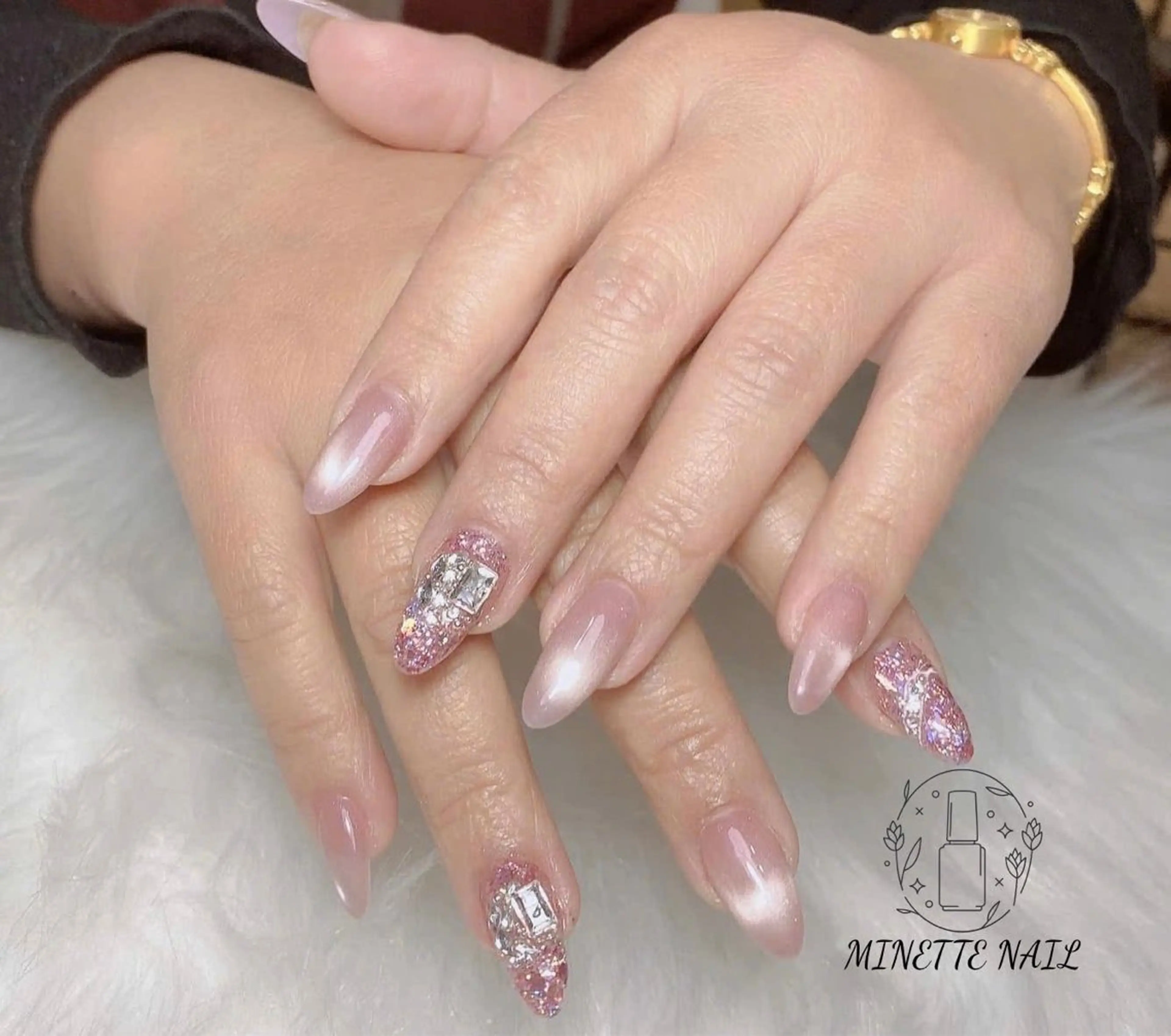 ネイル フレンチネイル ジェルネイル キラキラネイル ラメ(グリッター) マグネットネイル Minette Nailのネイルデザイン