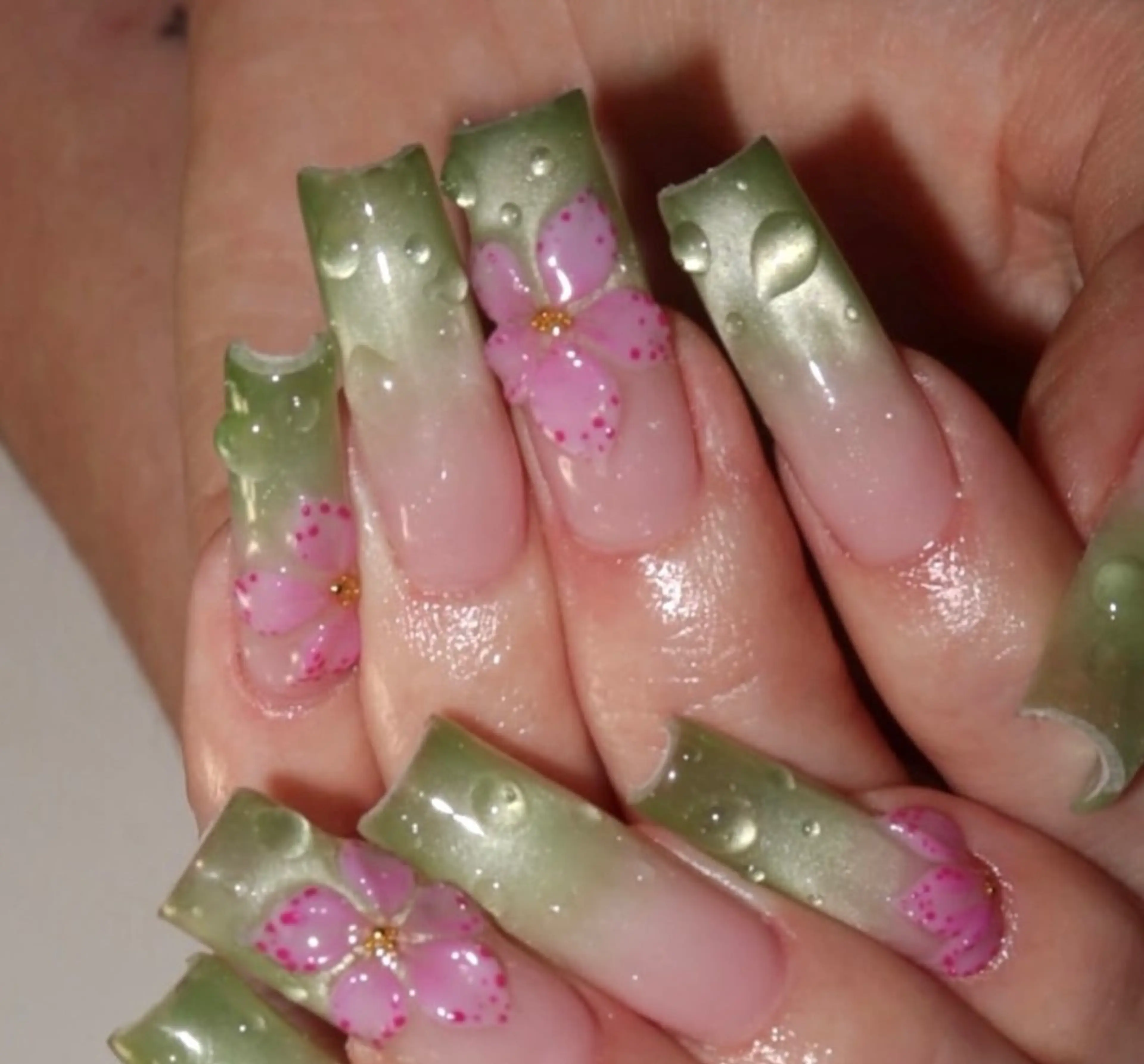 ネイル アートネイル ストーンネイル ネイルチップ ハンドネイル NiJi Nailsのネイルデザイン