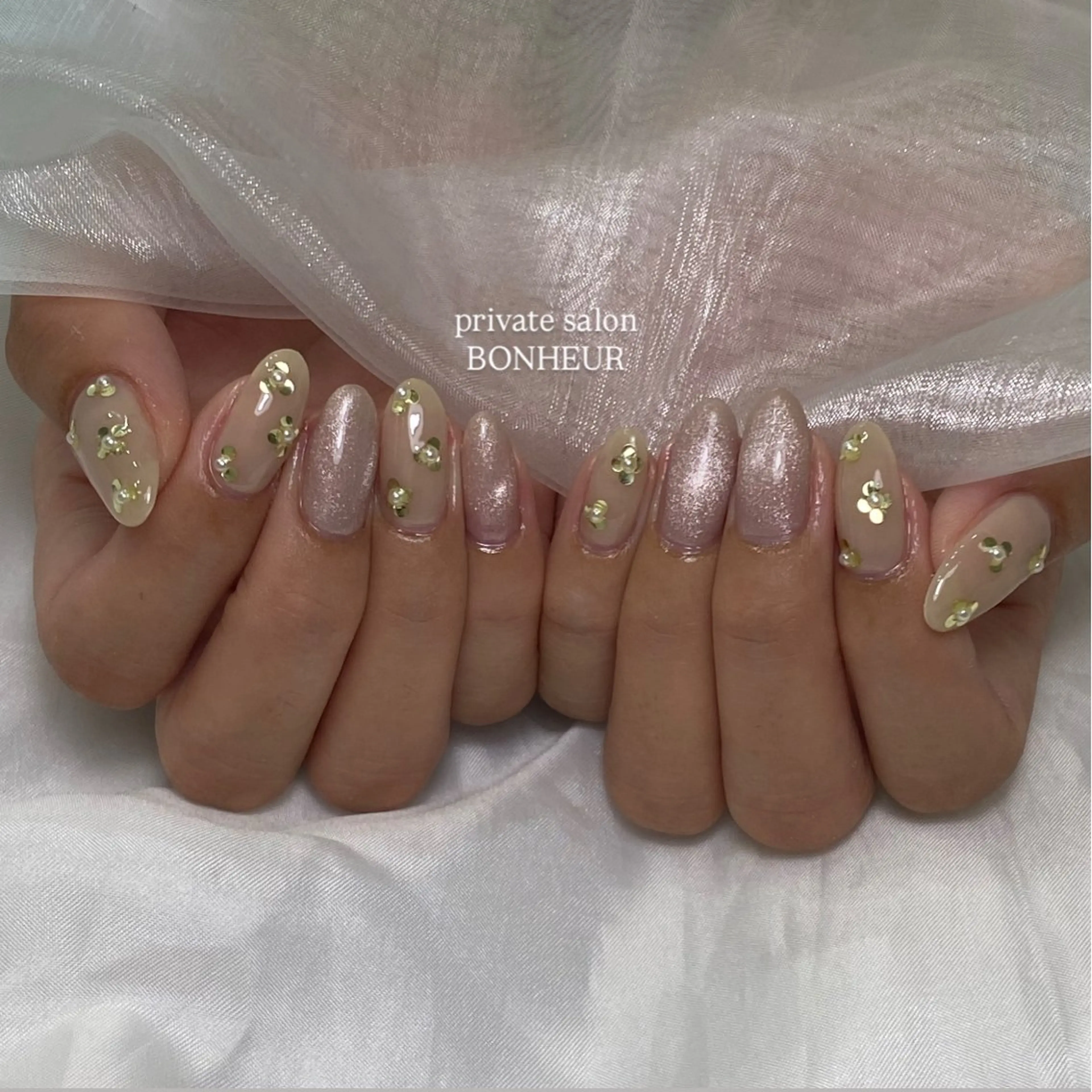 ネイル ハンドネイル BONHEUR Annaのネイルデザイン