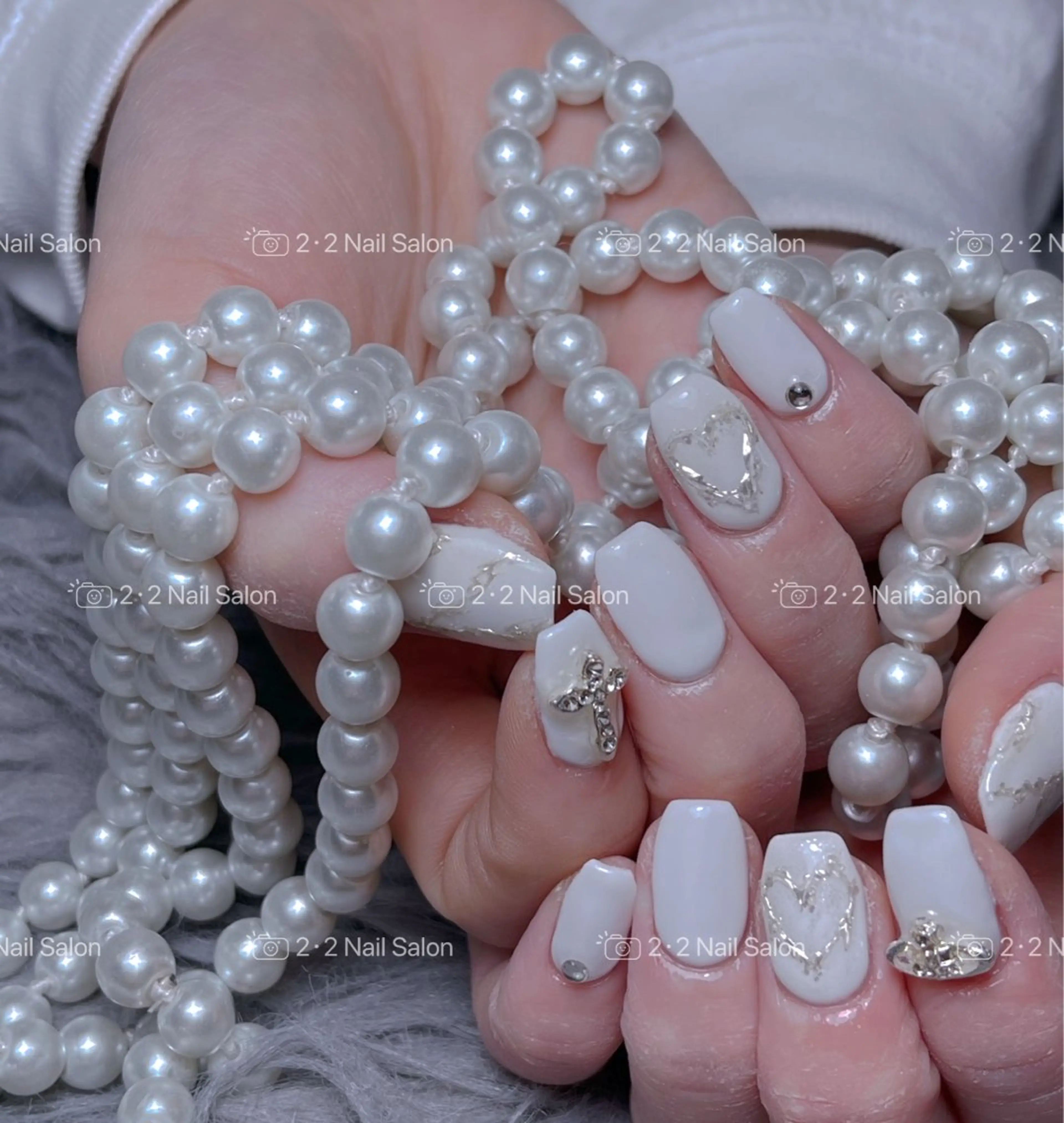 ネイル Shis_🦄shi 韓国風キラキラネイルのネイルデザイン