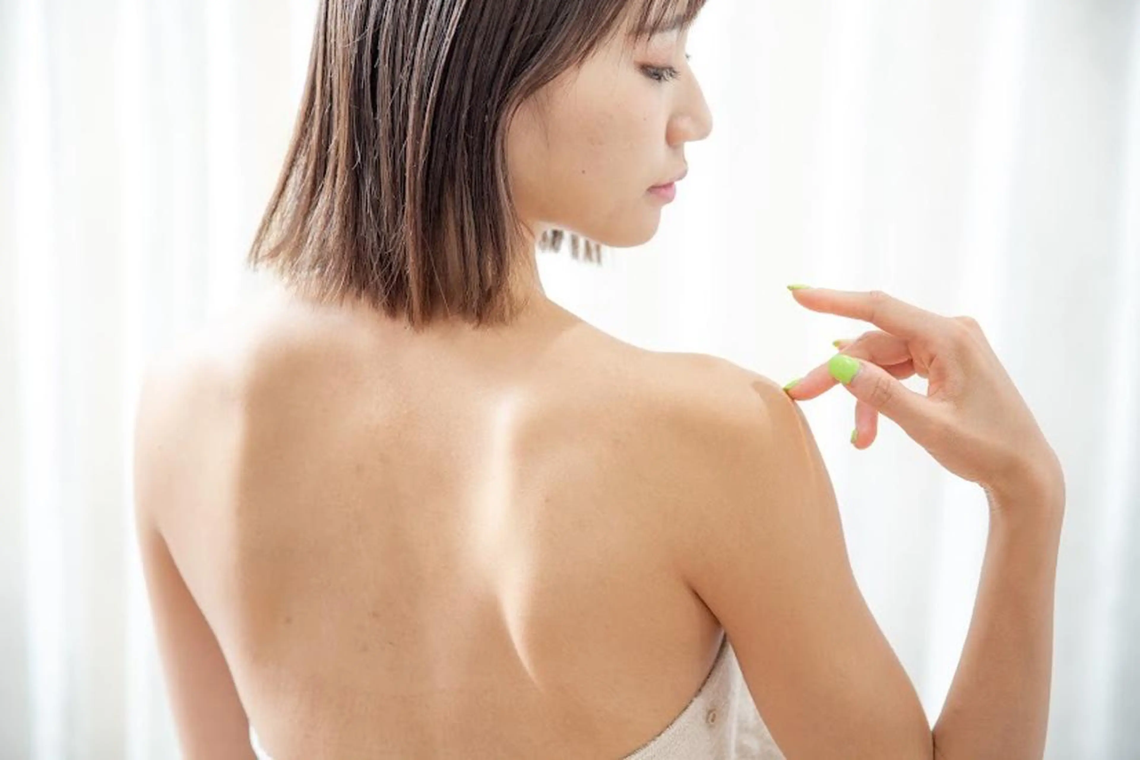 ショート カラー パーマ ヘアアレンジ メンズ キッズ ネイル マツエク・マツパ アイブロウ 学生（メンズ向け） 眉毛ワックス脱毛 デート 学生 小顔カット Chloe-クロエ- 脱毛/フェイシャルのエステ・リラクイメージ