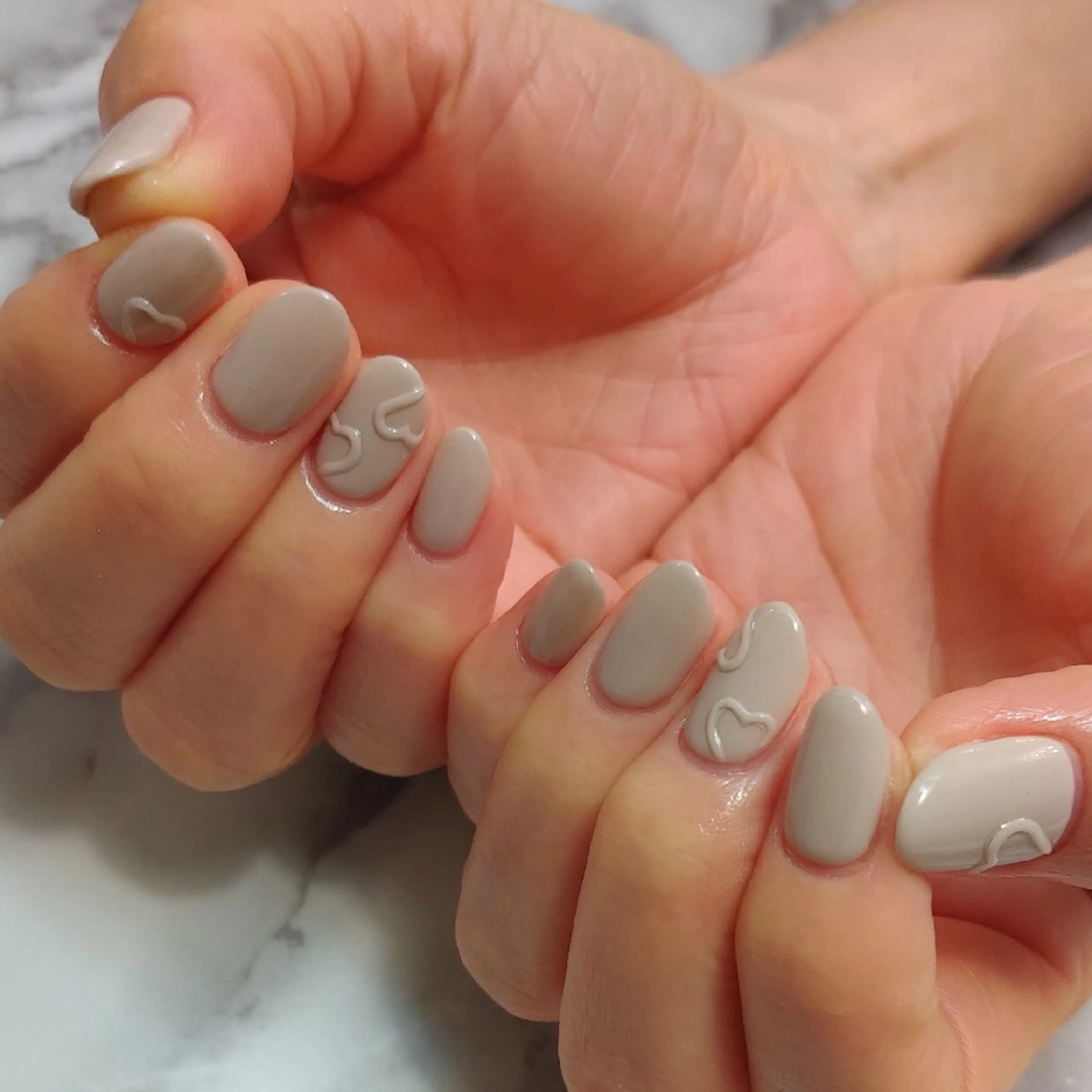 ネイル ハート ジェヌインネイル 河内のネイルデザイン