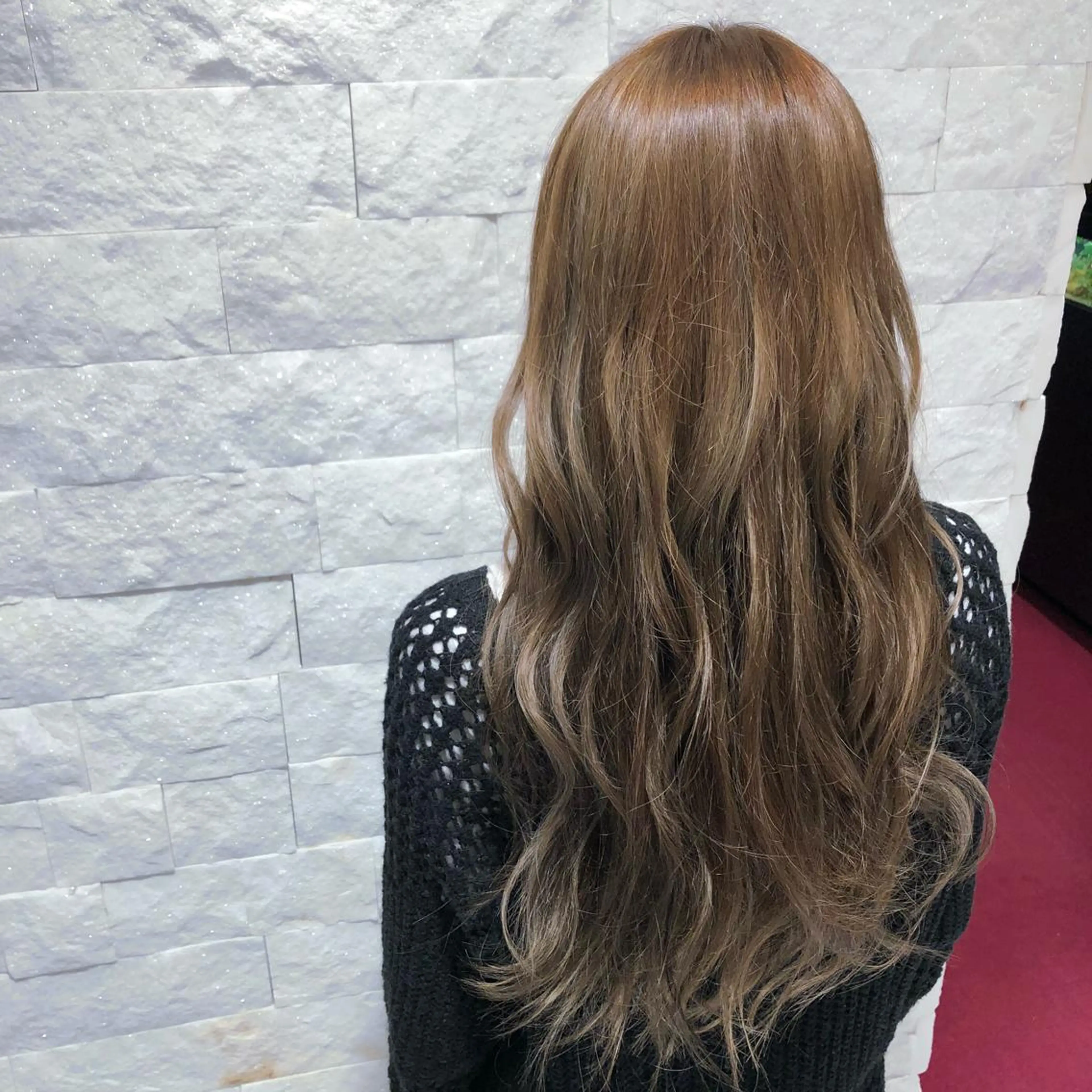 カラー たかはし まいのヘアスタイル