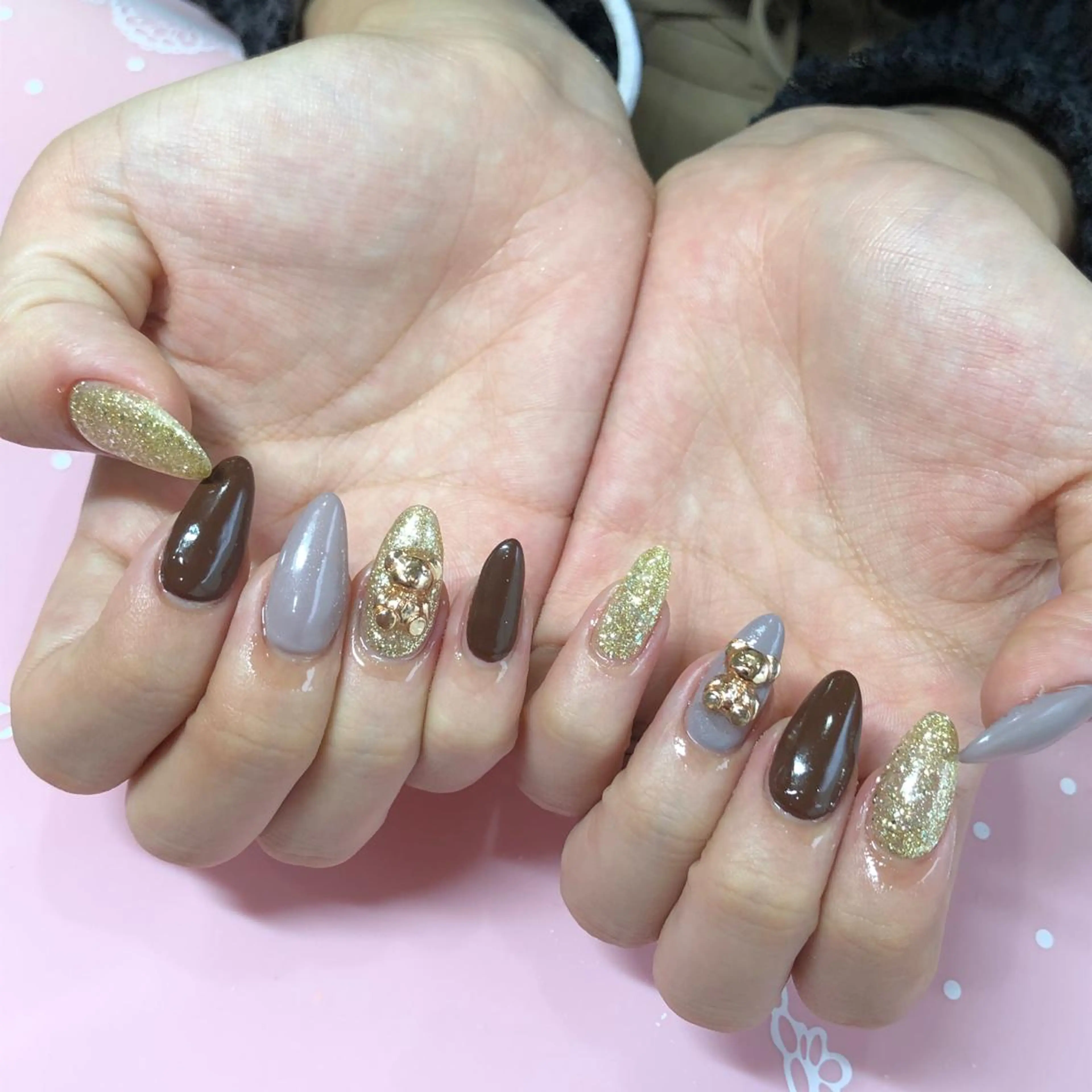 ミディアム ネイル ジェルネイル ハンドネイル 《LB》ラブリエ Nail&eyeのマツエク・マツパデザイン