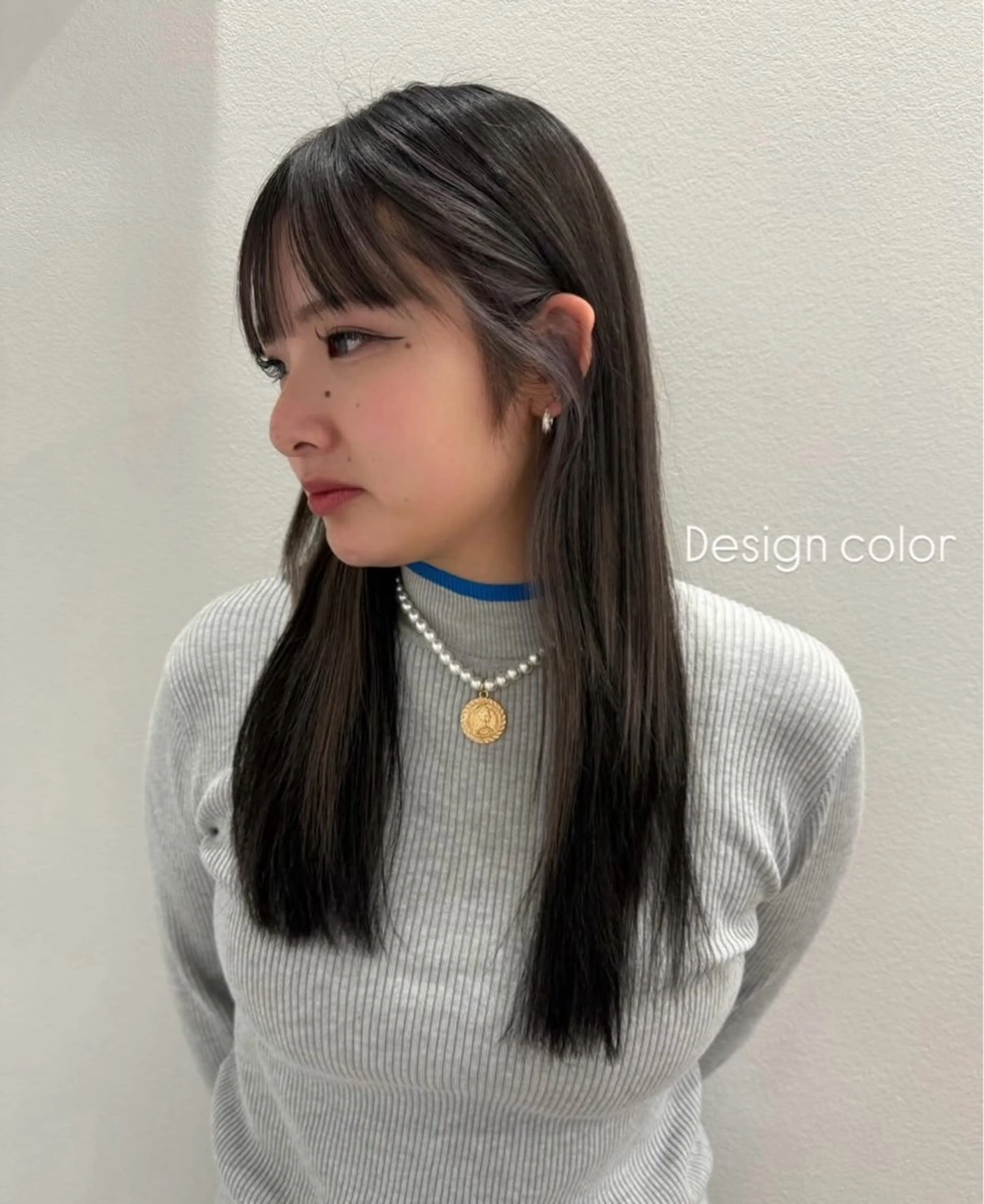 ロング カラー デザインカラー NAKAHARA TSUKUSHIのヘアスタイル