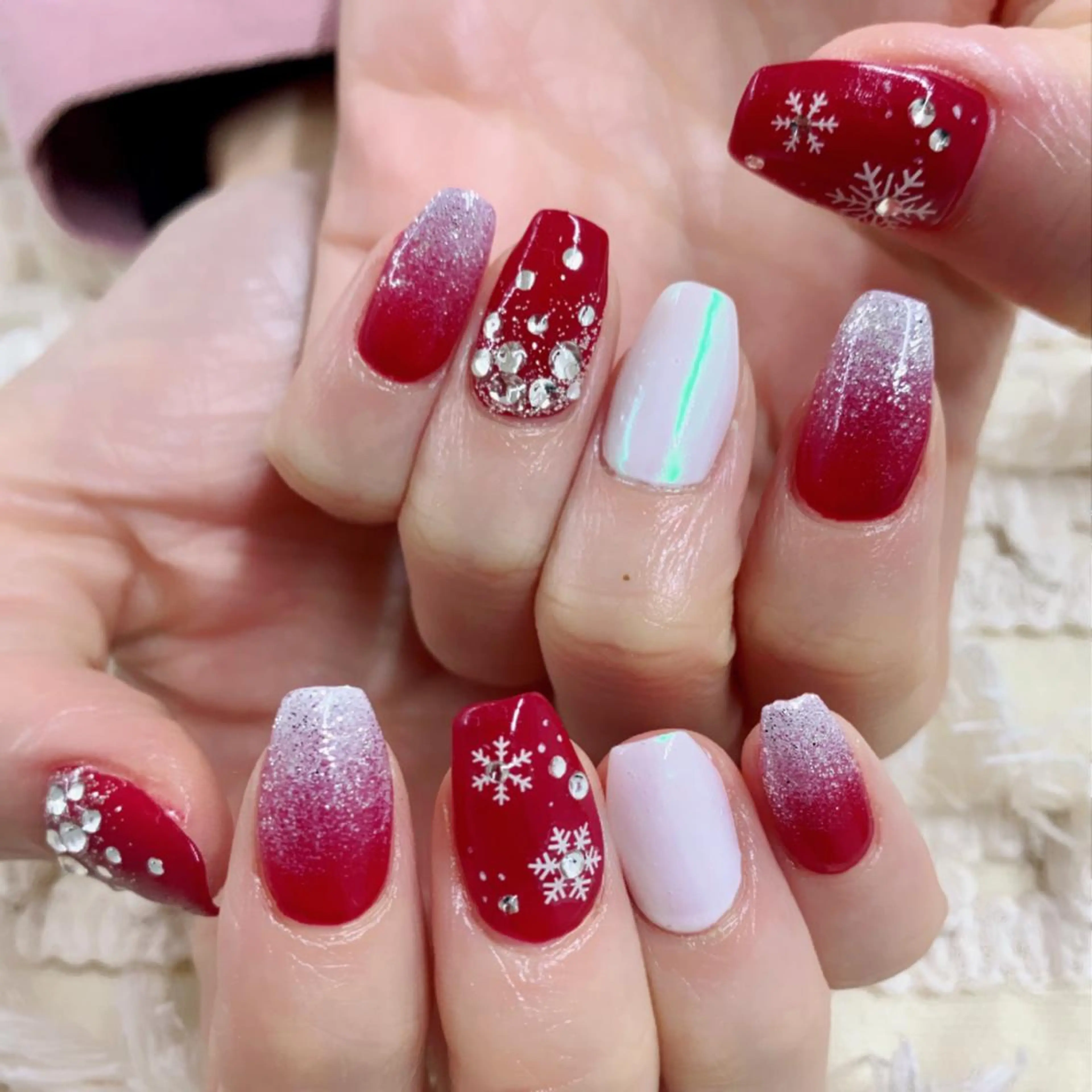 ネイル 冬ネイル クリスマス ハンドネイル MAYME TAMAKIのネイルデザイン