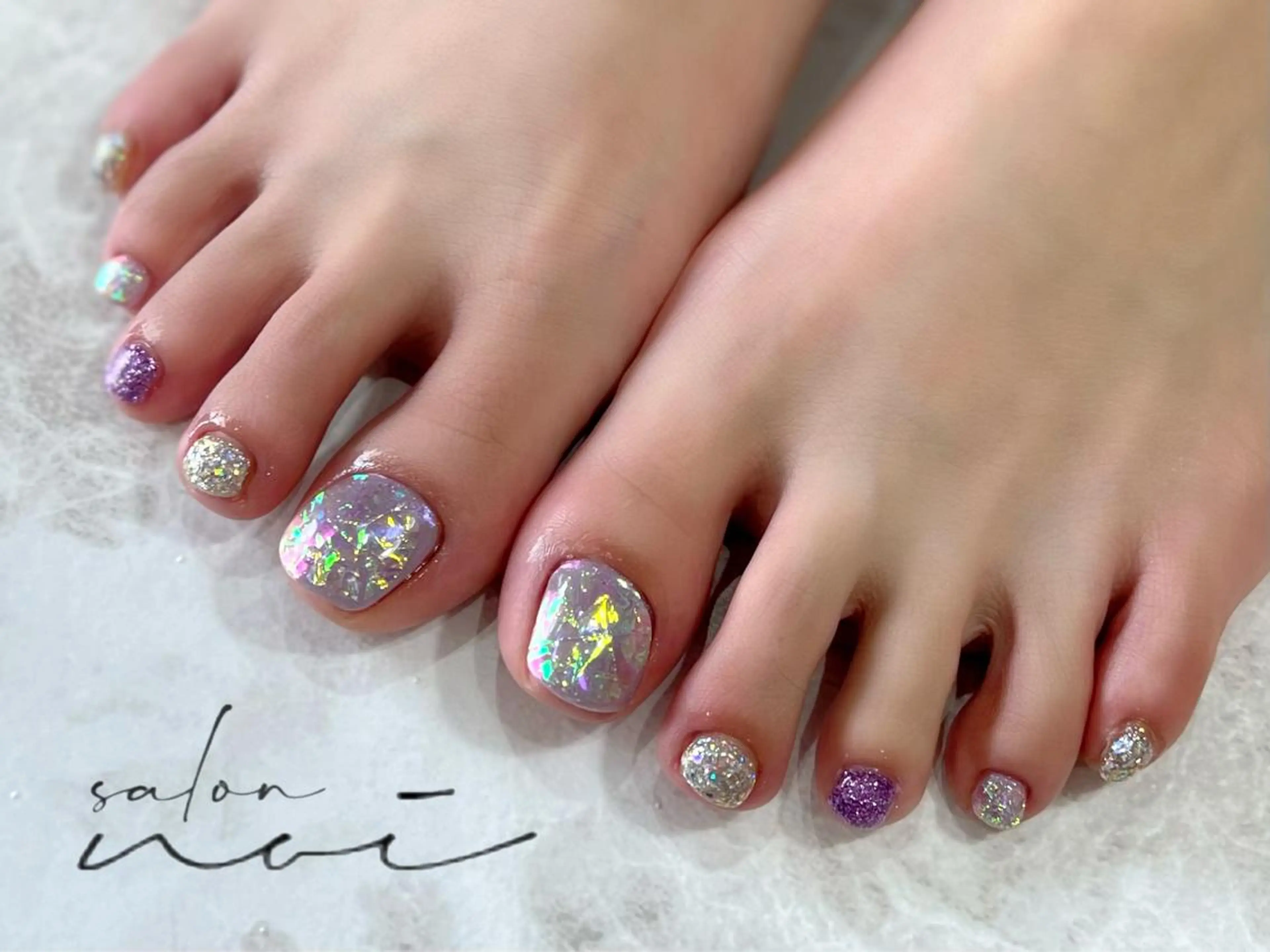 ネイル 氷ネイル・うるうるネイル フットネイル salon noiのネイルデザイン