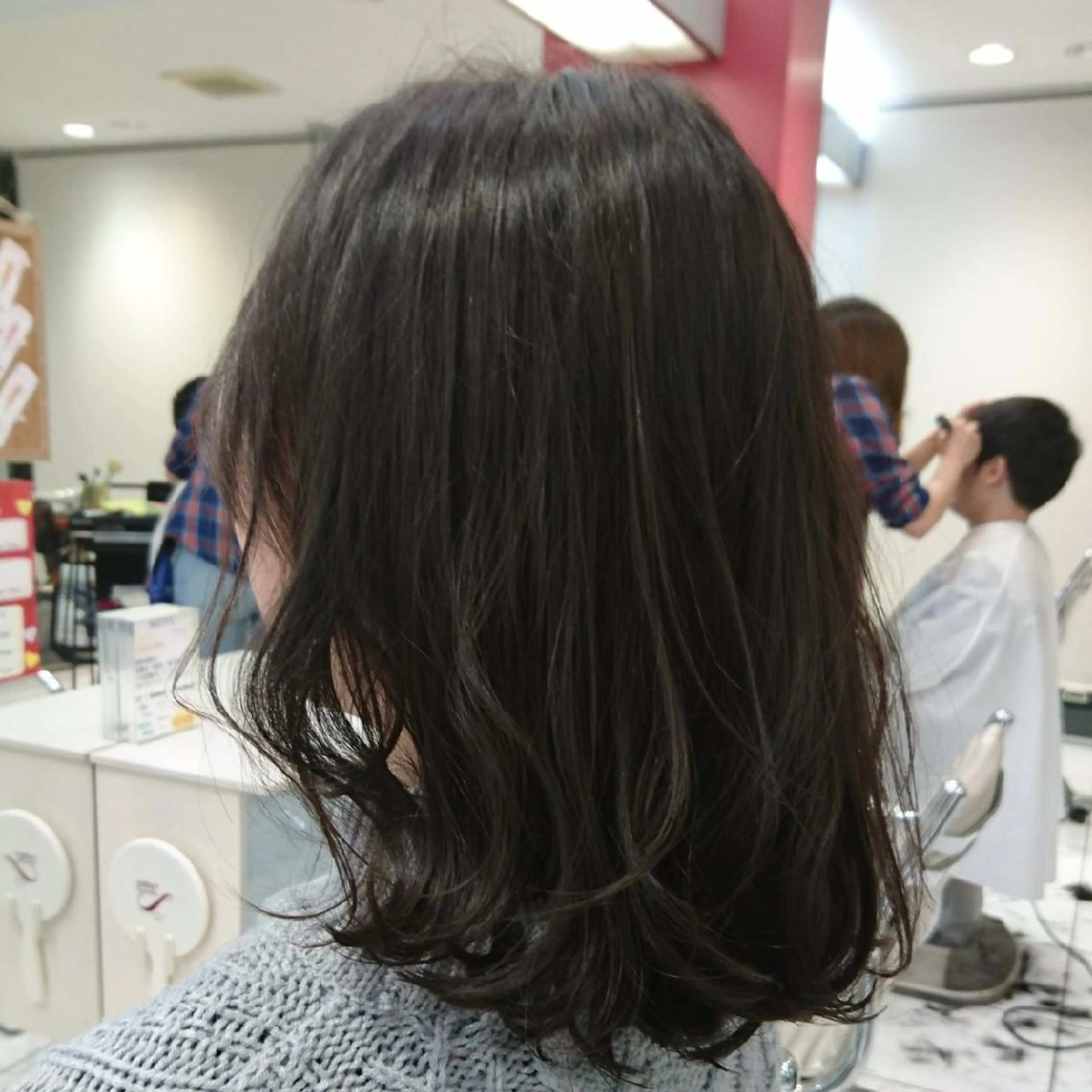 ミディアム 仲村 友孝のヘアスタイル